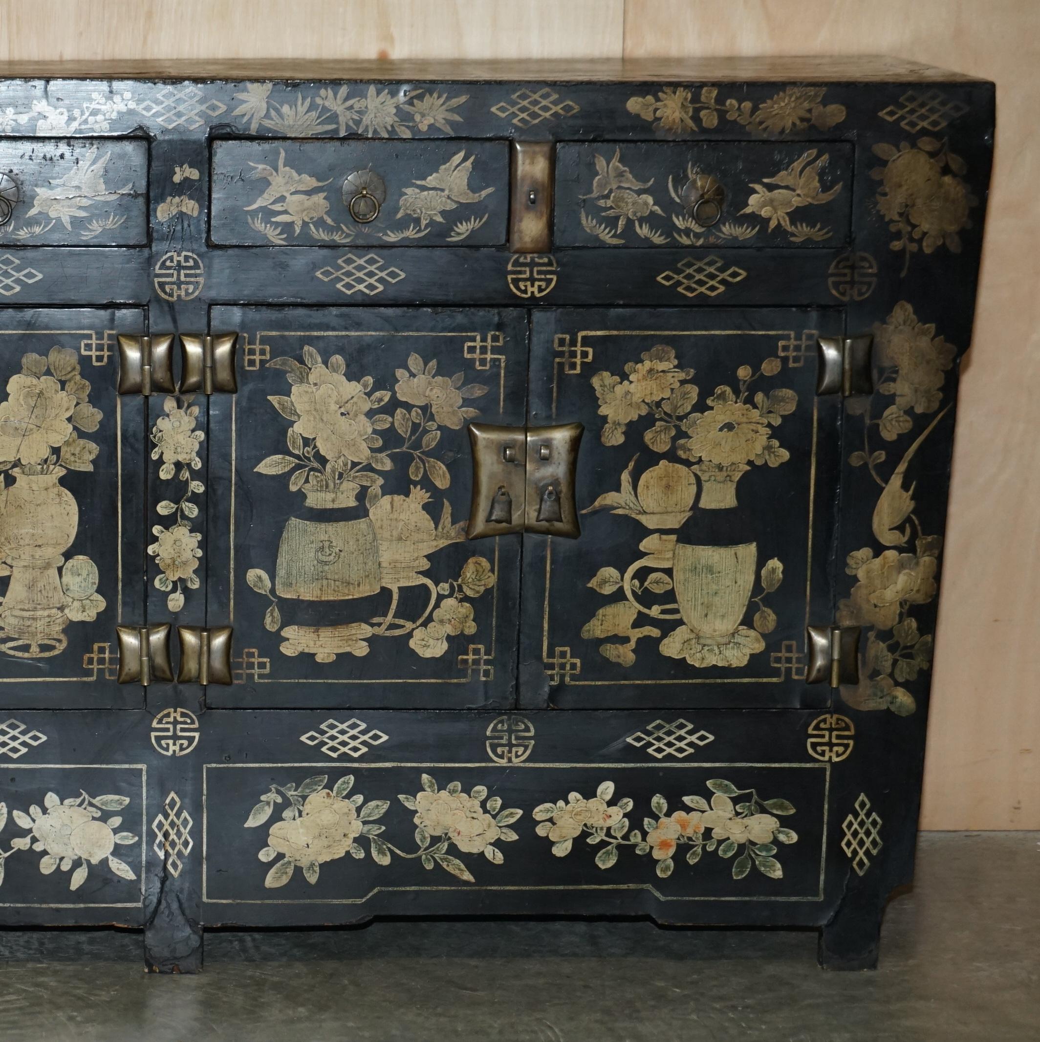 Wood 19th Century Antique Chinese Chinoiserie Floral Painted and Lacquered Sideboard For Sale