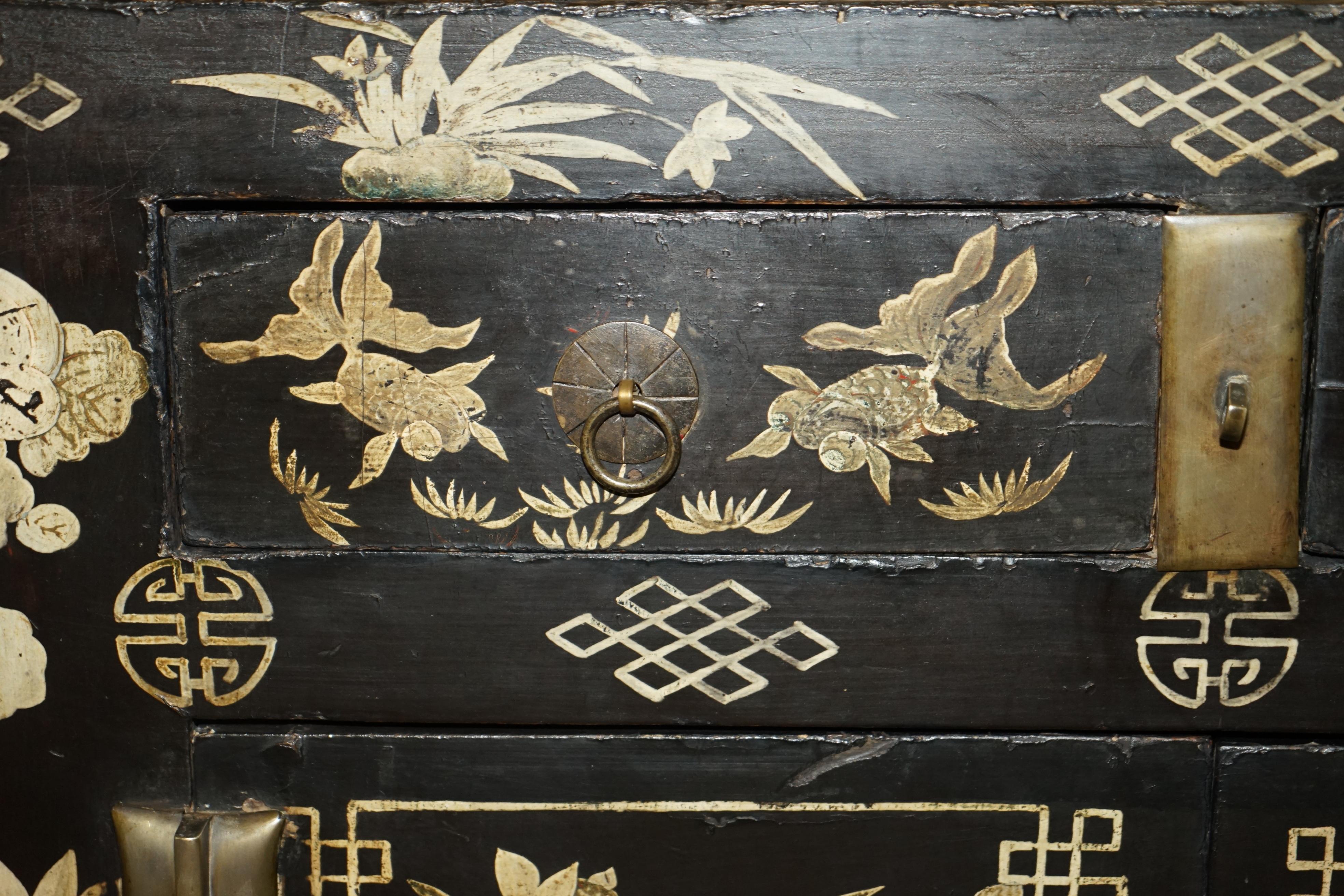 19th Century Antique Chinese Chinoiserie Floral Painted and Lacquered Sideboard For Sale 5