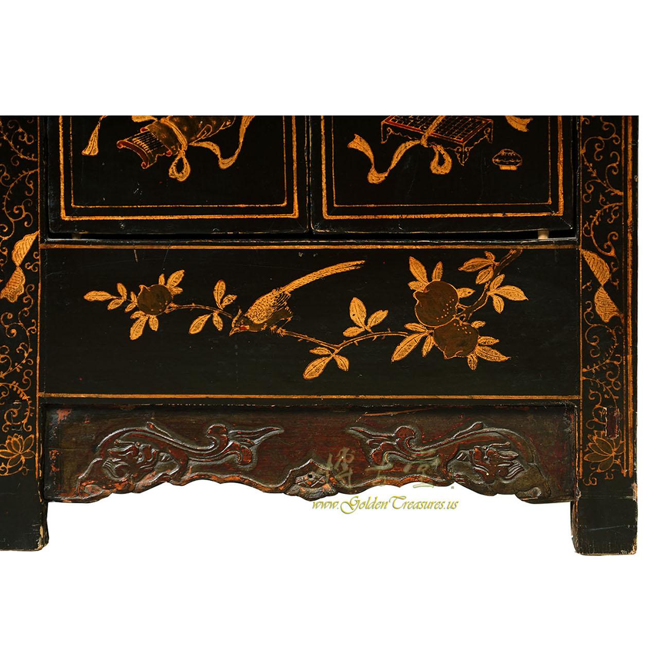 Meuble de rangement chinois ancien double armoire/table basse noire dorée du 19ème siècle, Siderboard Abîmé - En vente à Pomona, CA