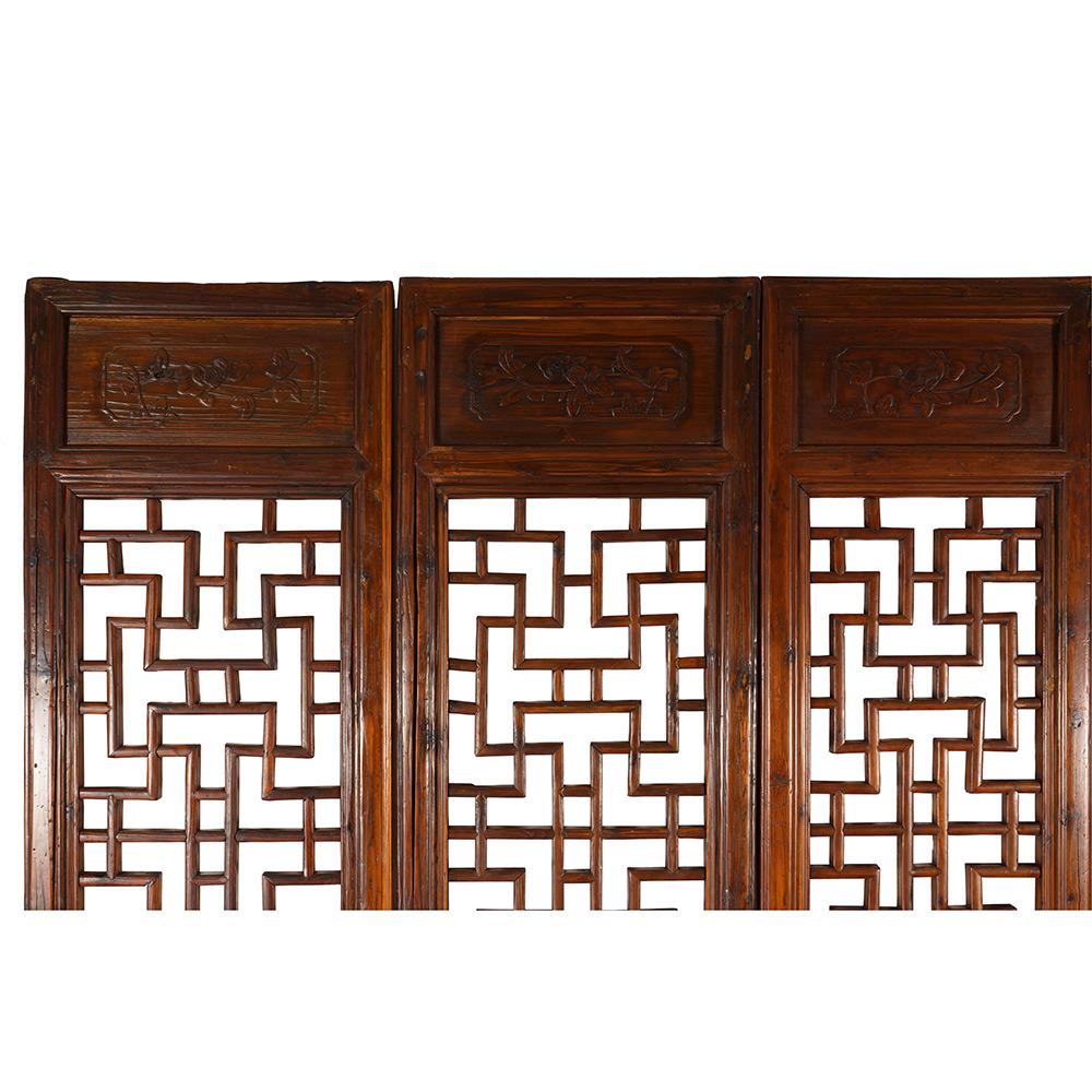 Antiker chinesischer Holzschirm / Raumteiler aus dem 19. Jahrhundert, handgefertigt, 5 Tafeln (Chinesischer Export) im Angebot