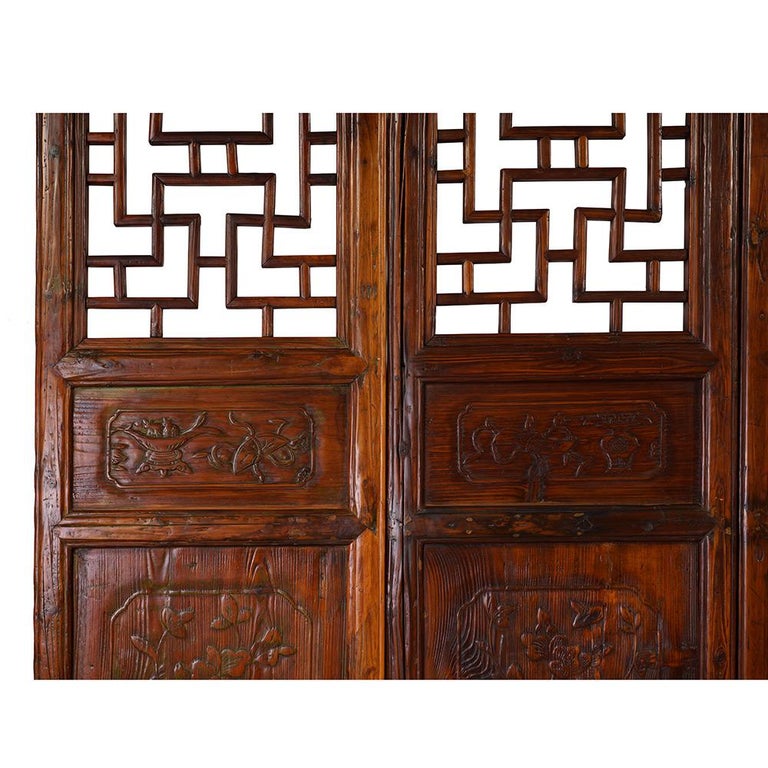 19th Century Antique Chinese Handcraft 5 Panels Wooden Screen / Room Divider In Distressed Condition For Sale In Pomona, CA