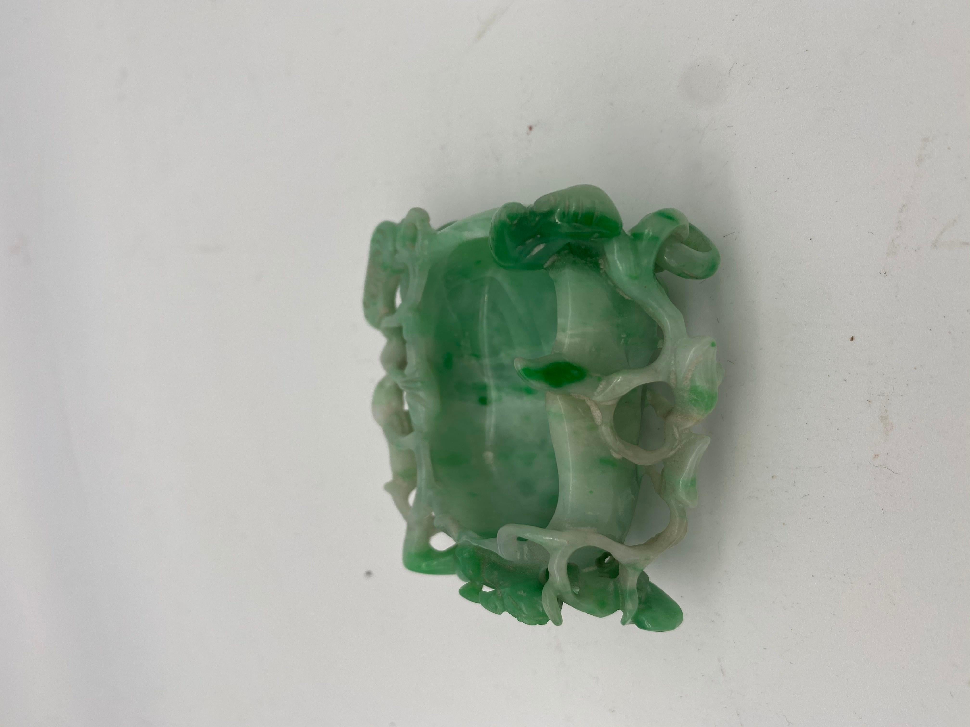 19th Century Antique Chinese Jadeite Brush Washer with Dragon For Sale 6