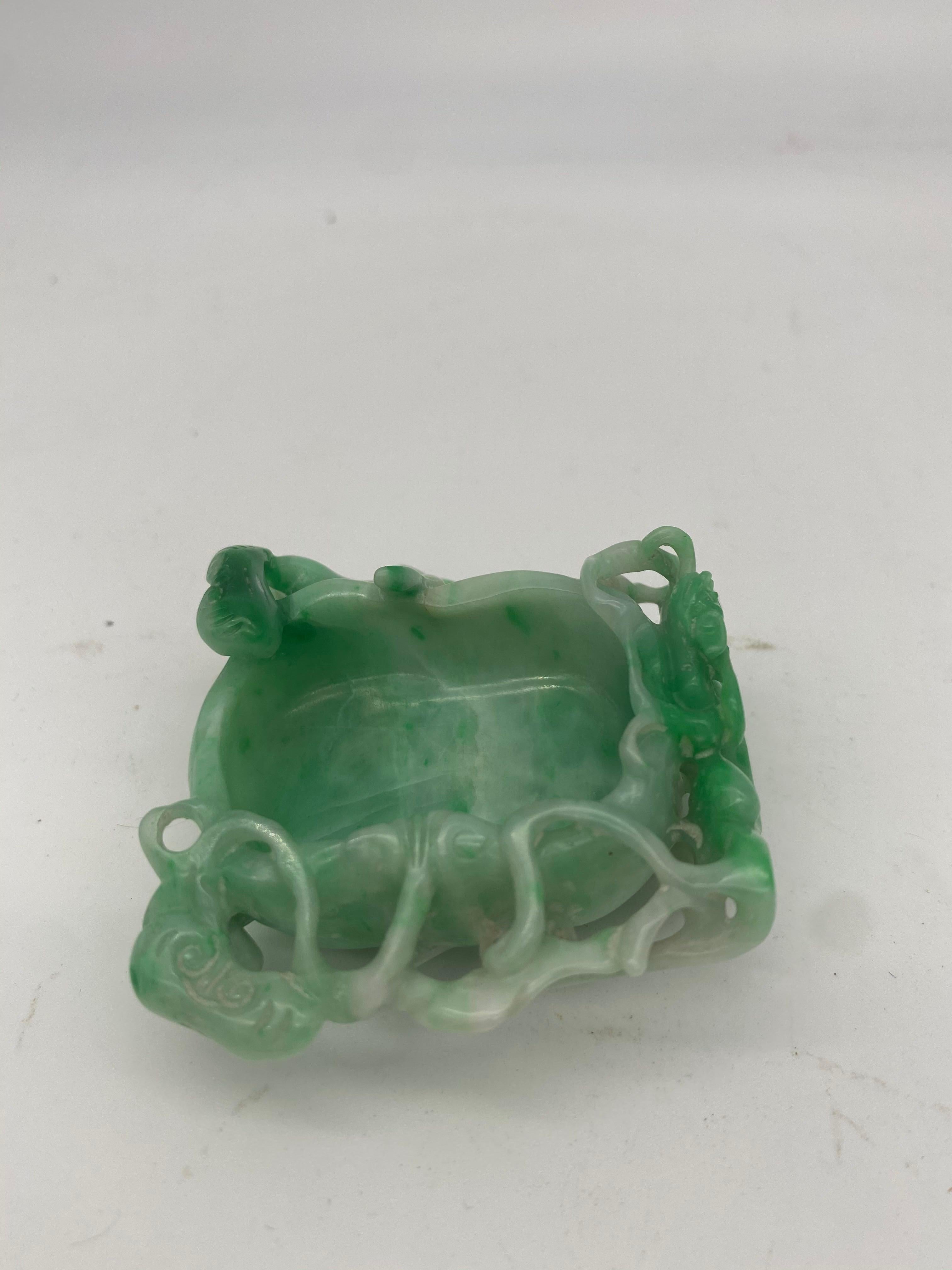 19th Century Antique Chinese Jadeite Brush Washer with Dragon For Sale 14