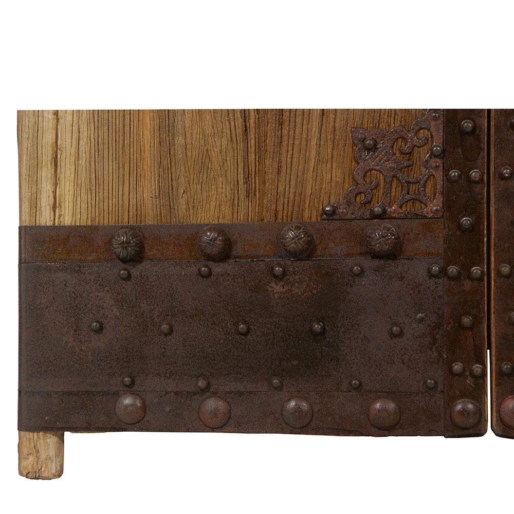 19th Century Antique Chinese Large Court Yard Door Panels-Pair For Sale 4