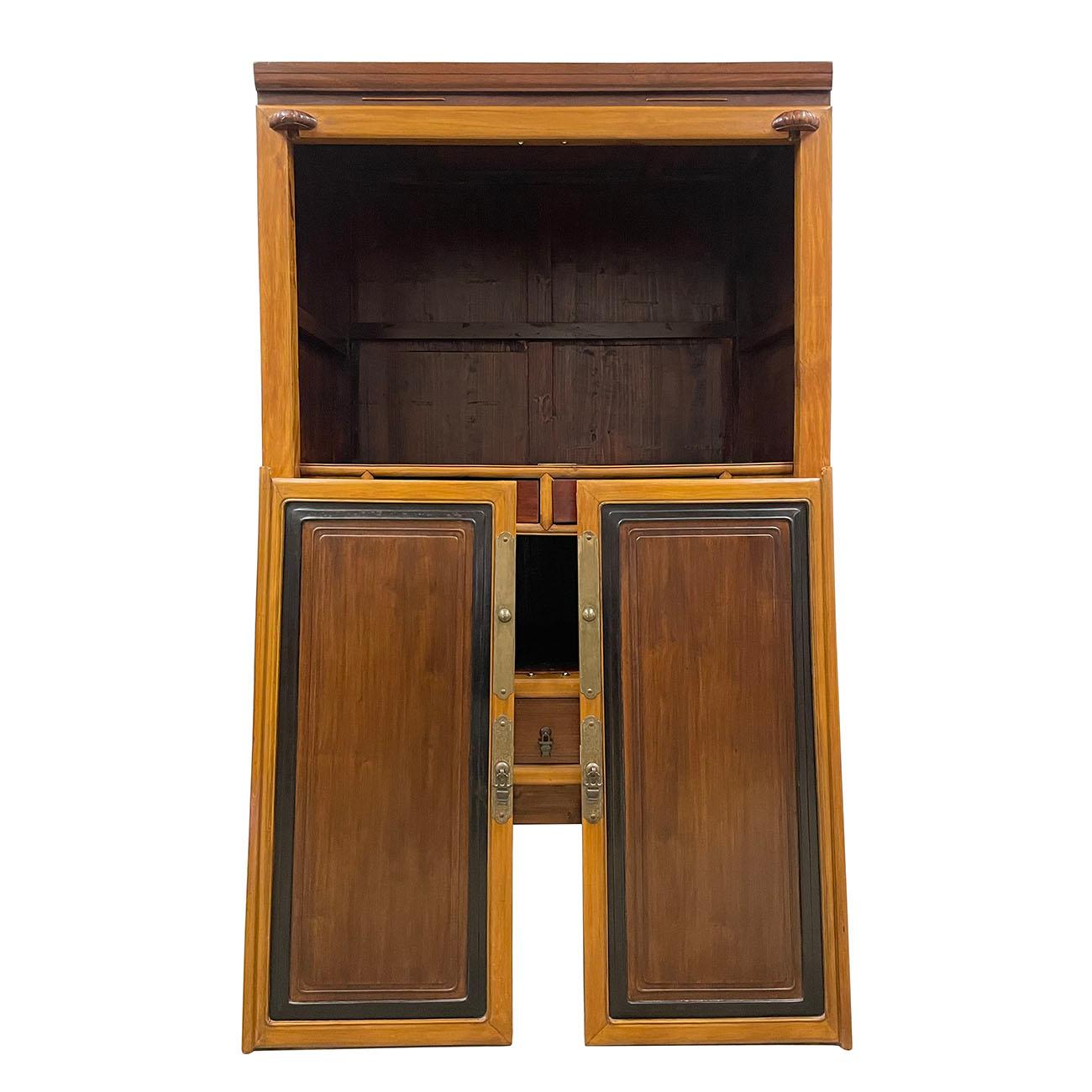 19th Century Antique Chinese NingBo TV Cabinet, Armoire, Wardrobe In Good Condition For Sale In Pomona, CA