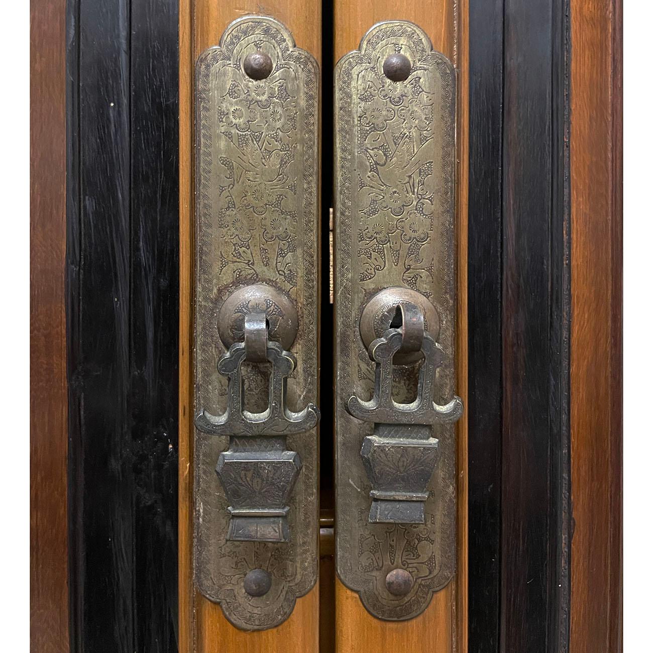 Hêtre Armoire, armoire et penderies chinoises NingBo anciennes du 19ème siècle en vente