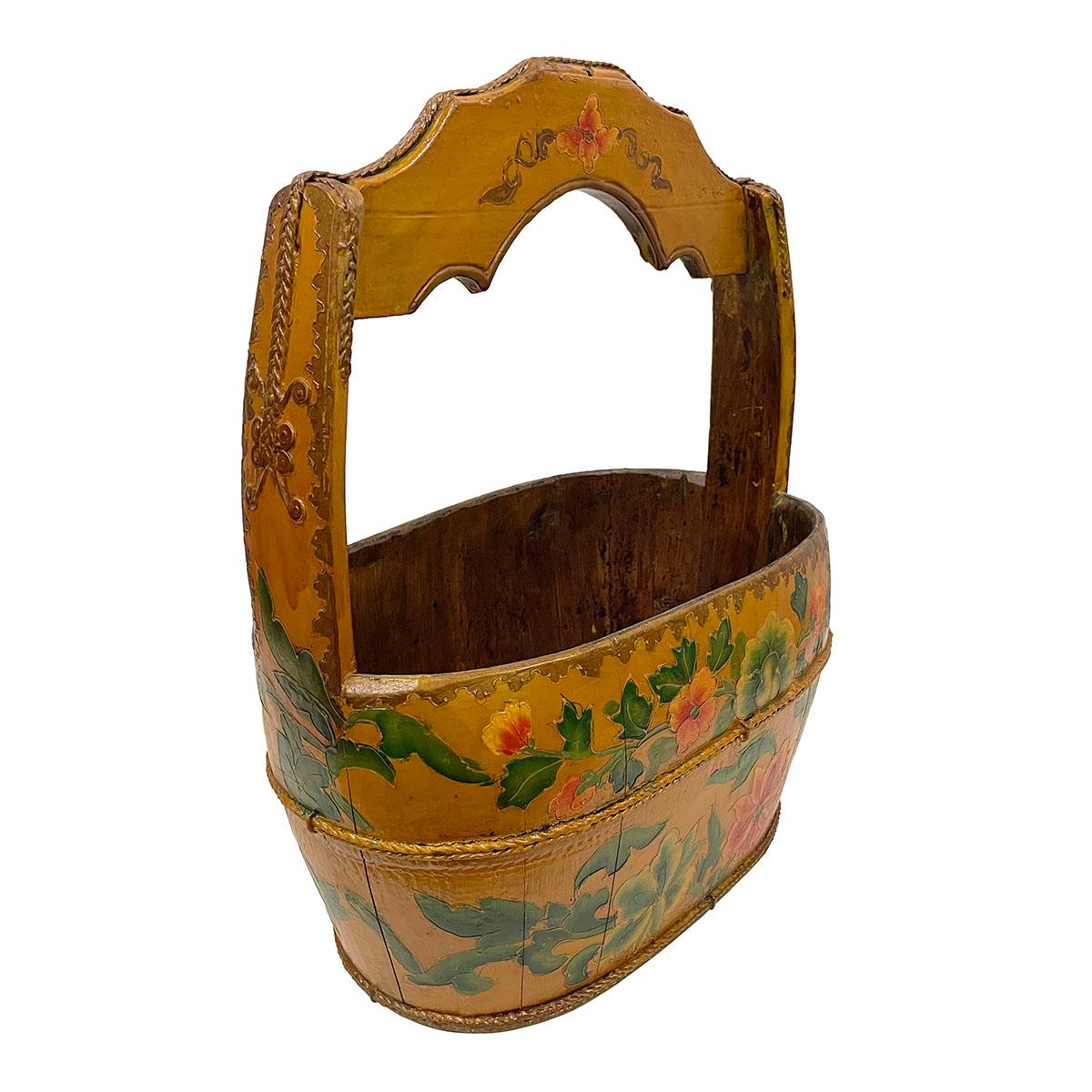 19th Century Antique Chinese Painted Wooden Water Bucket For Sale 2