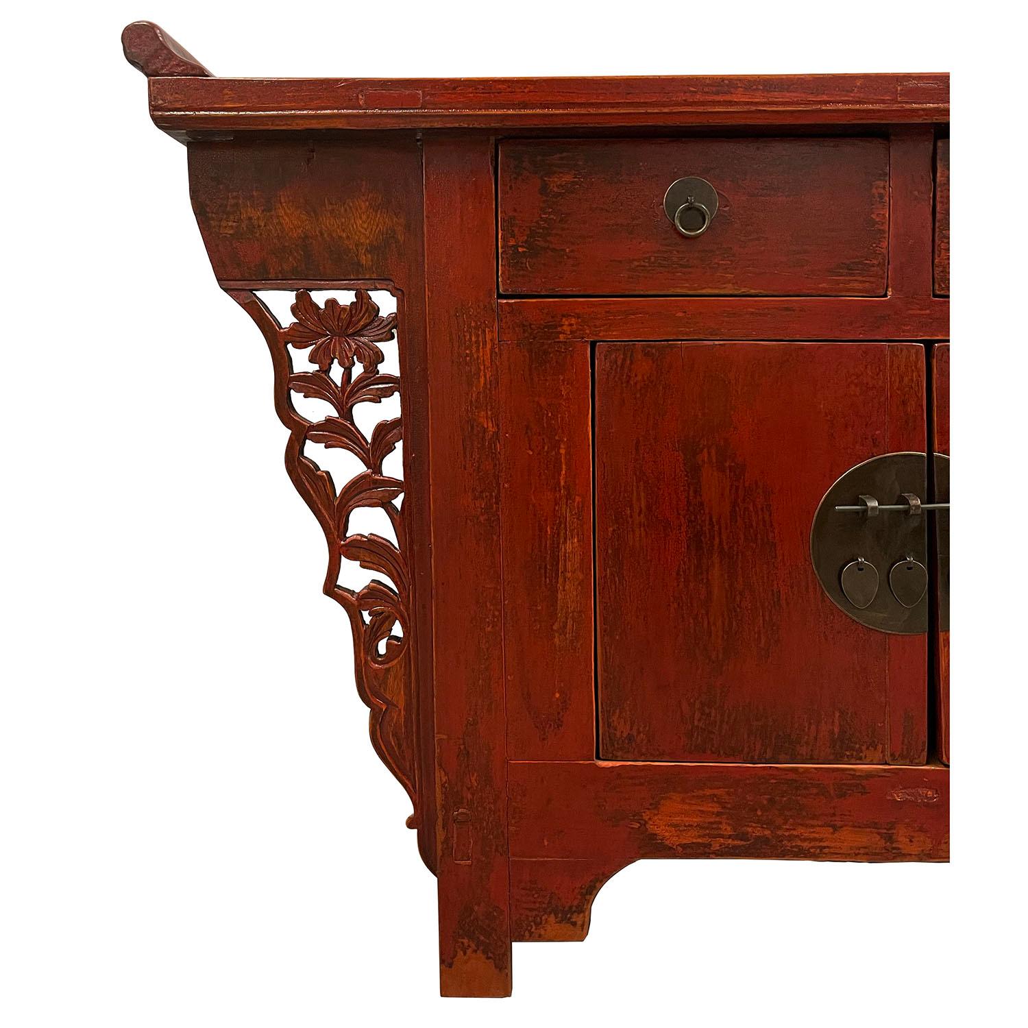 19th Century Antique Chinese Red Lacquered Console Table, Sideboard In Good Condition For Sale In Pomona, CA