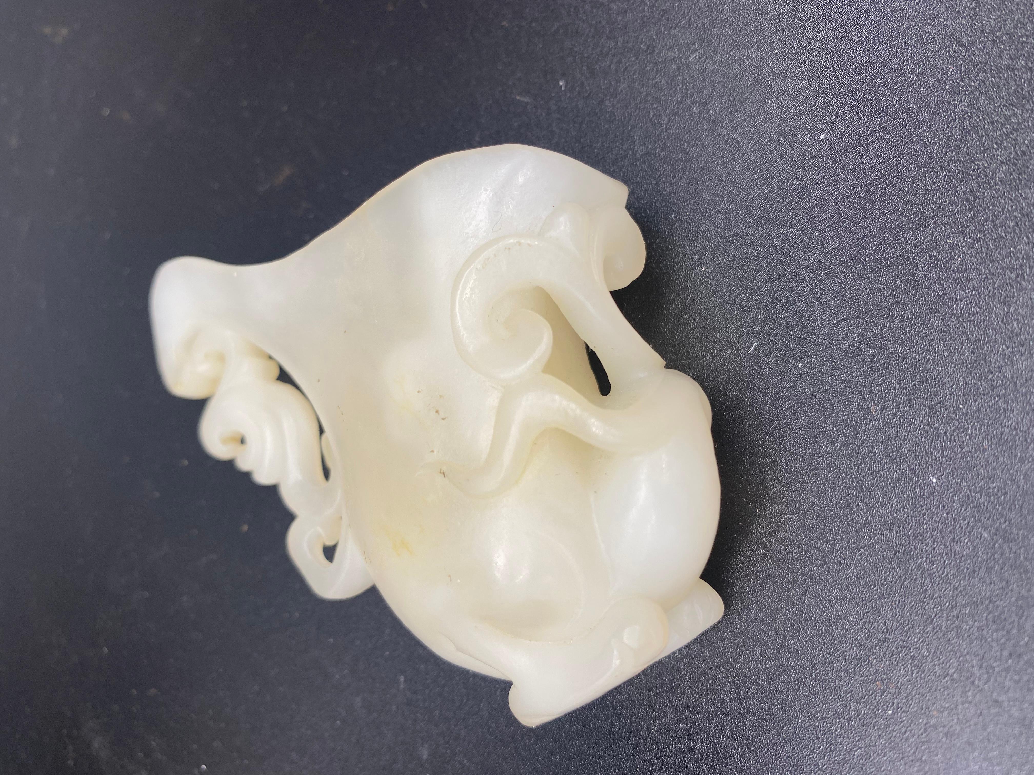 19th Century Antique Chinese Small Jade Libation Cup Carving In Good Condition In Brea, CA