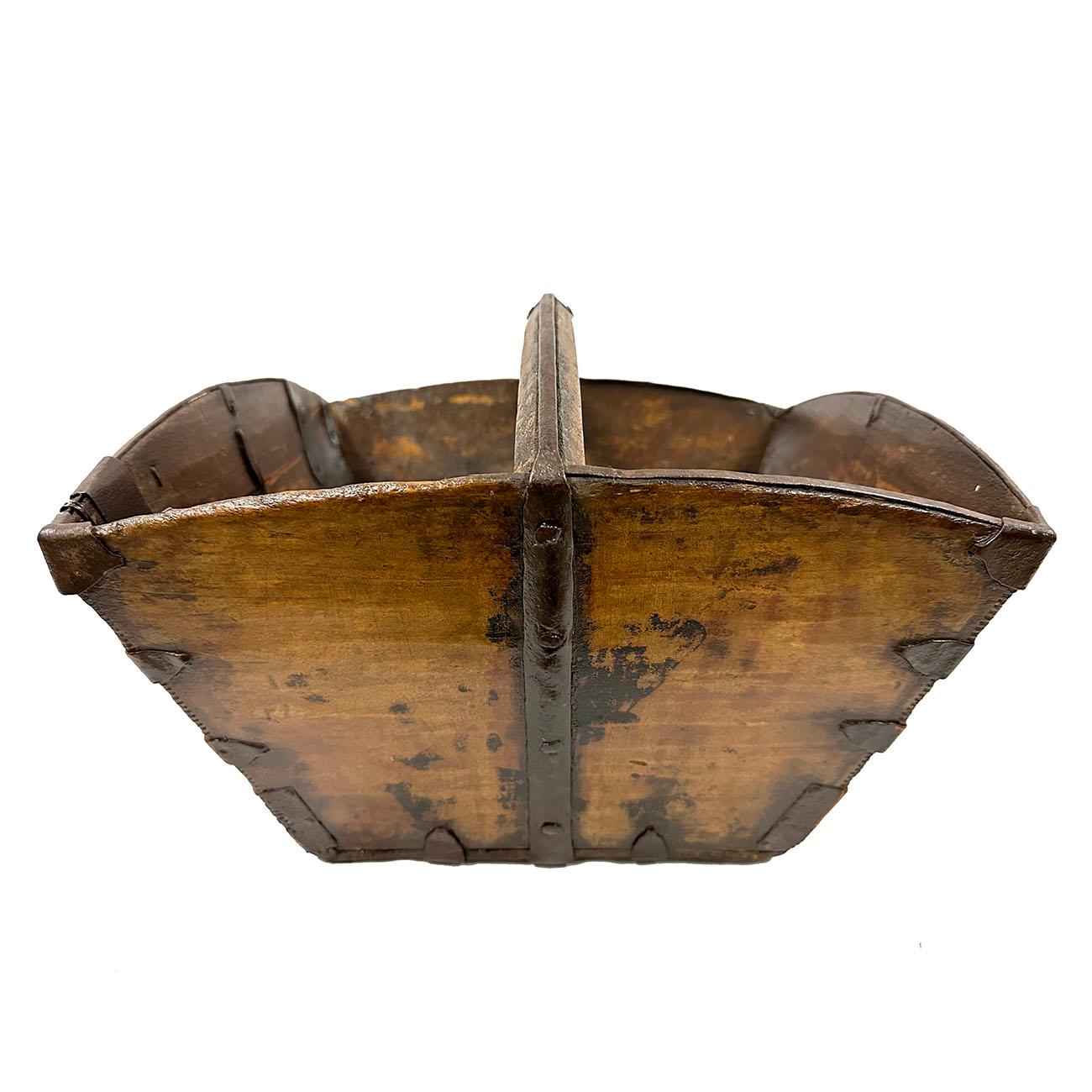 19th Century Antique Chinese Wooden Rice Measure Bucket, Dou For Sale 2