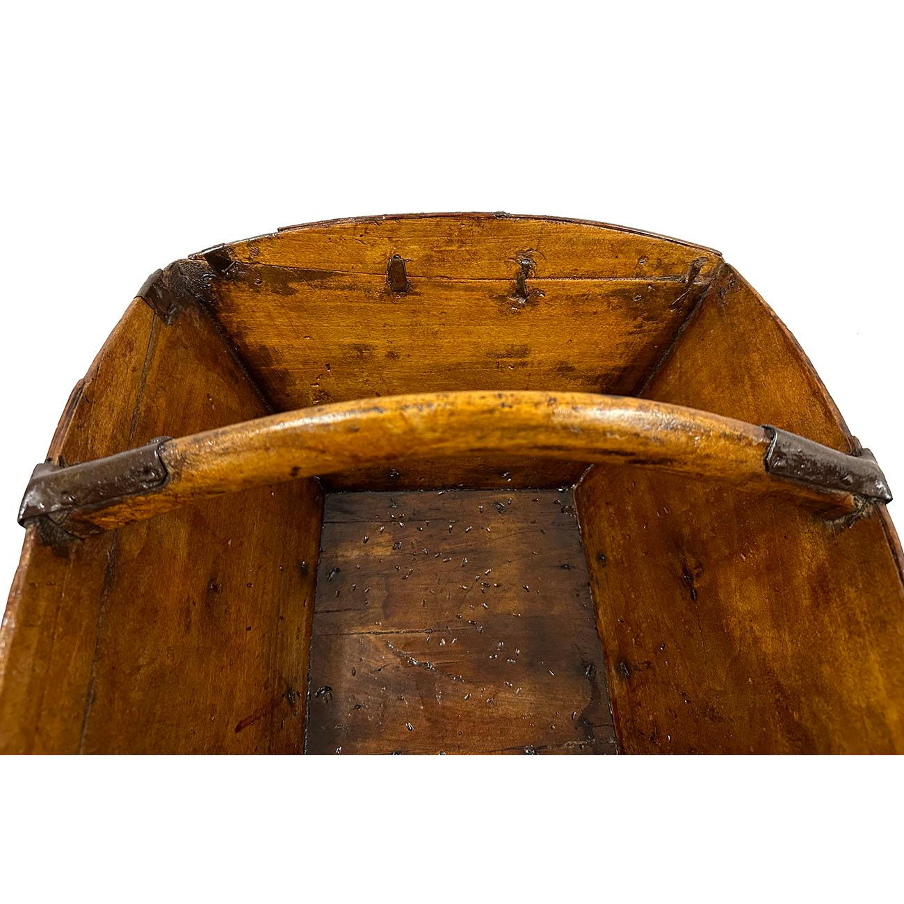 19th Century Antique Chinese Wooden Rice Measure Bucket For Sale 2
