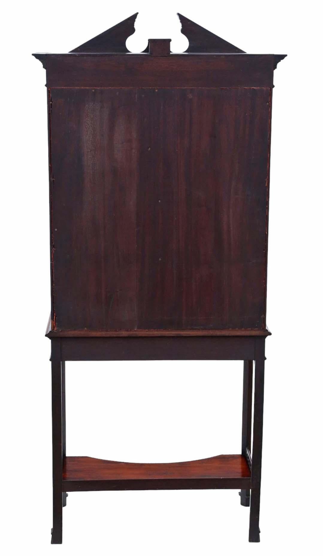 Vetrina a molo Chinoiserie del XIX secolo Edward & Roberts Mogano in vendita 7