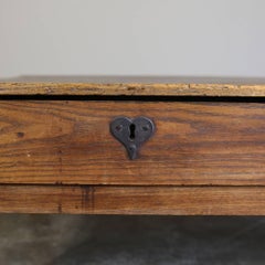 table basse en frêne français du 19ème siècle avec tiroirs