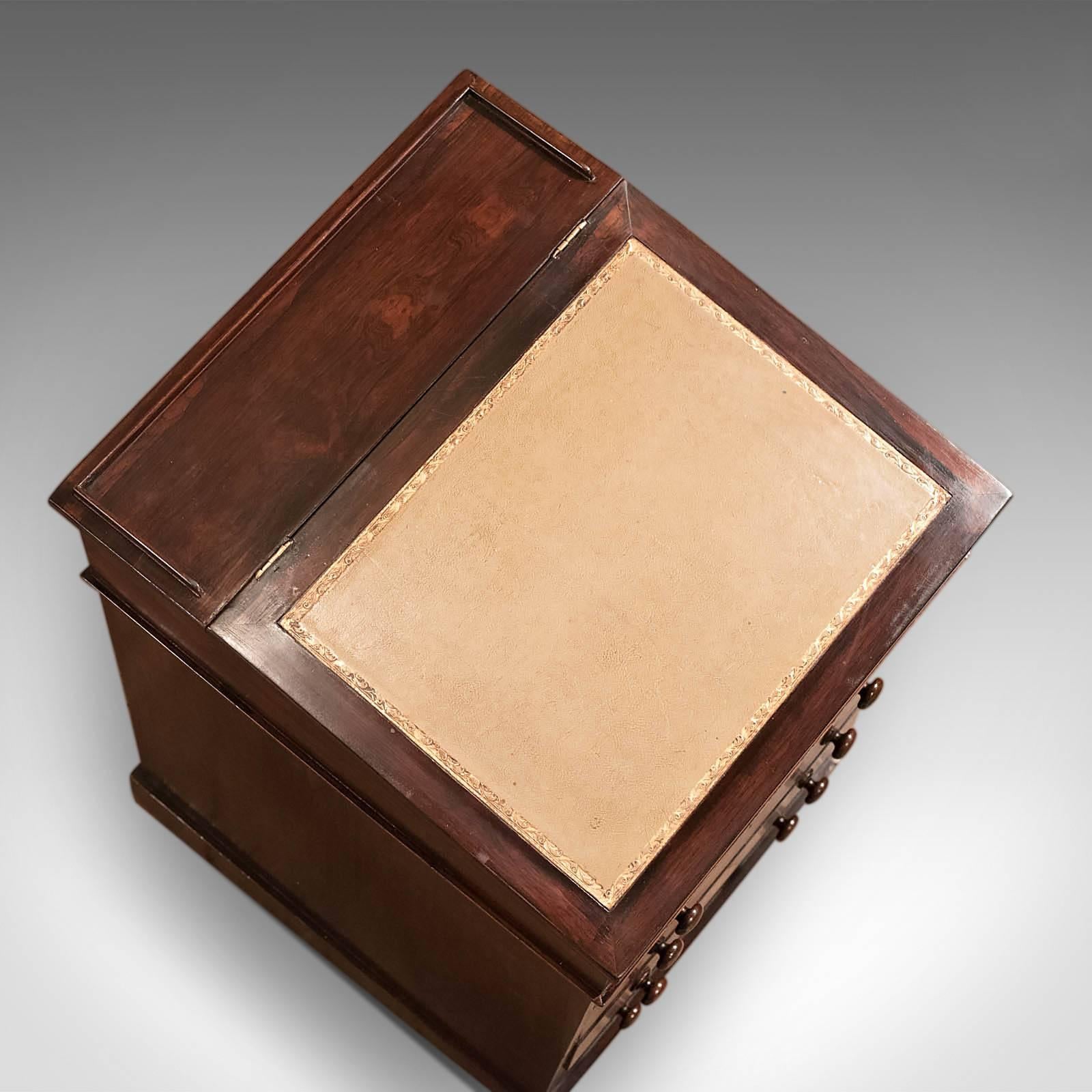 Antiker viktorianischer Davenport-Schreibtisch mit drehbarer Platte aus dem 19. Jahrhundert, um 1850 im Zustand „Gut“ im Angebot in Hele, Devon, GB
