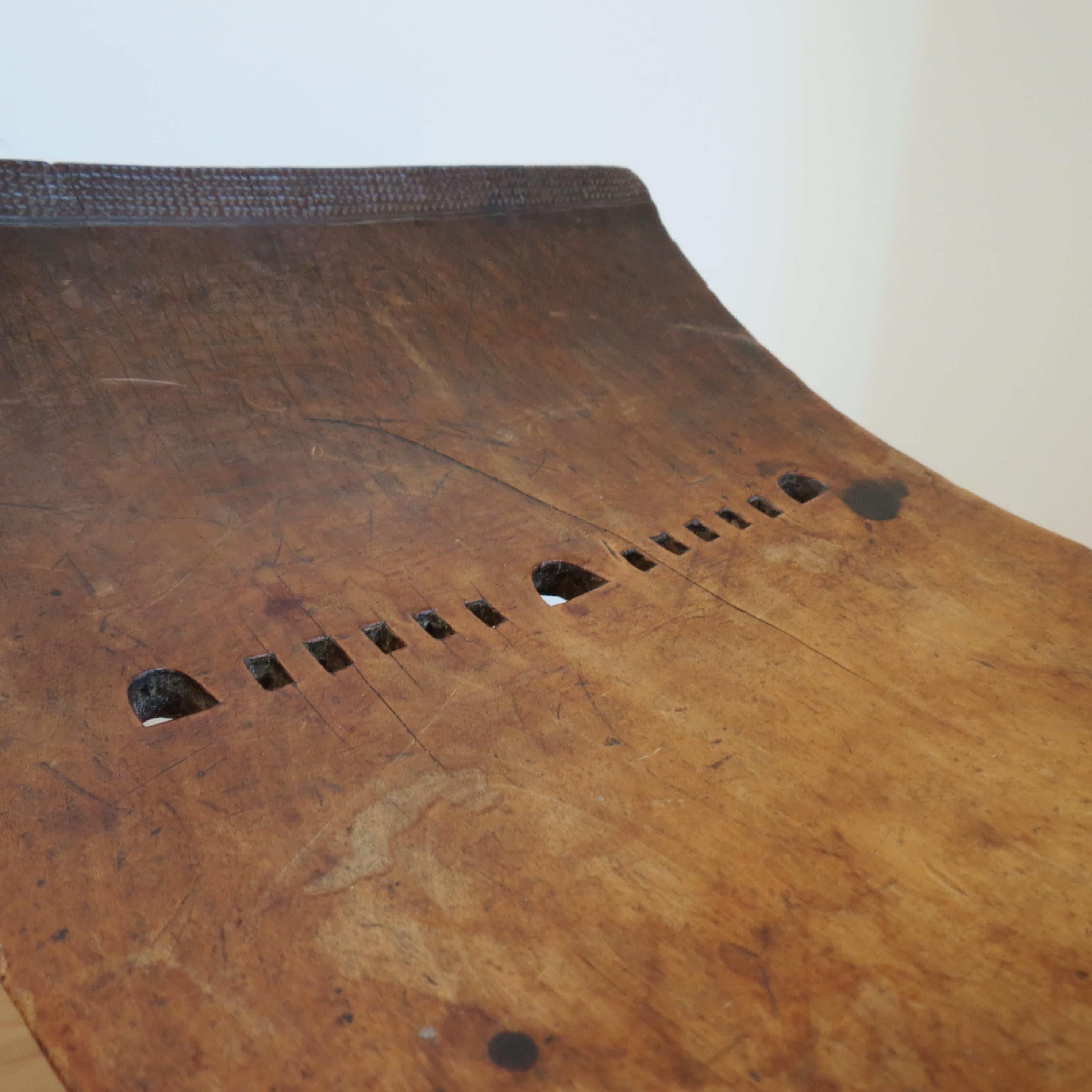 Tabouret Ashanti décoratif du 19ème siècle en vente 5