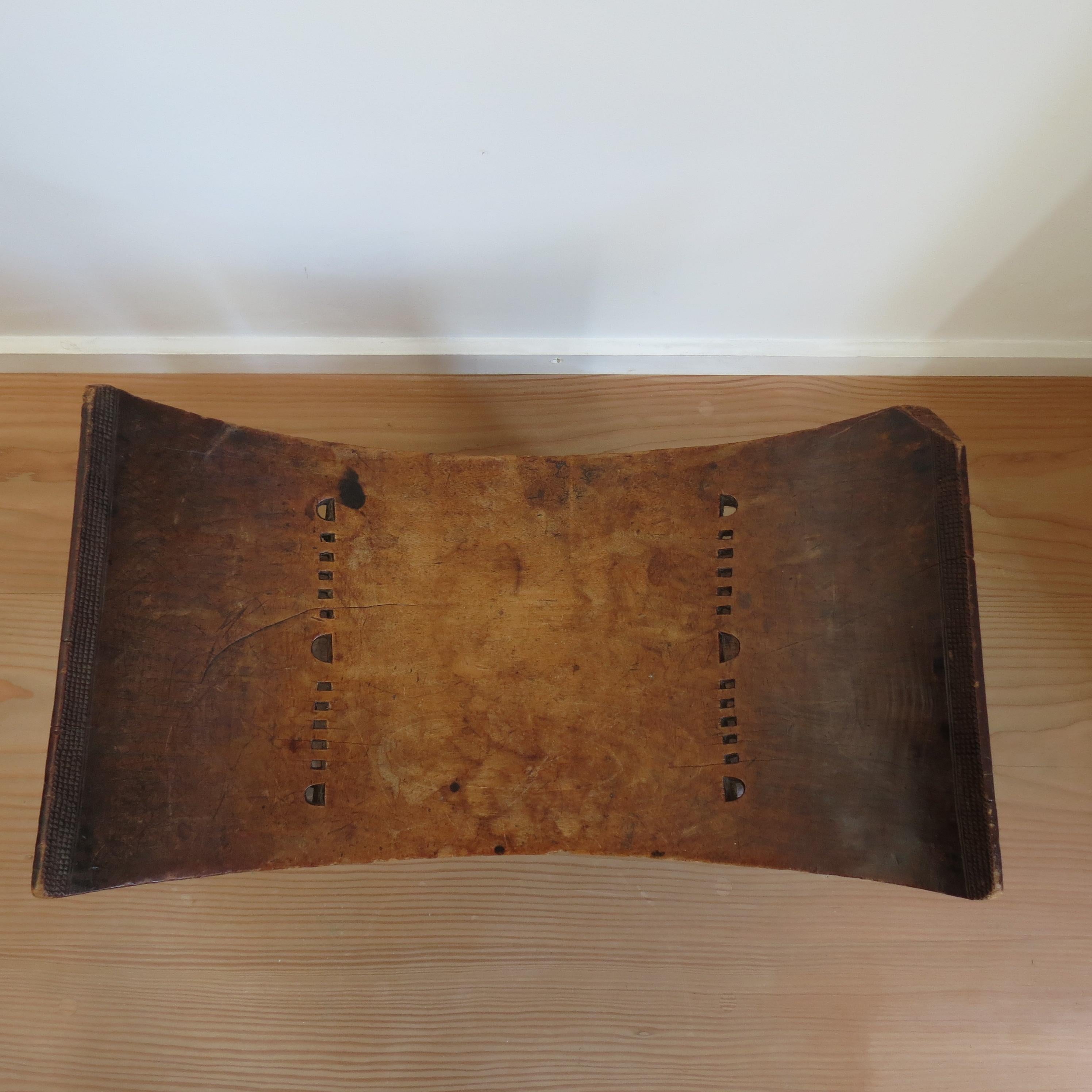 Tabouret Ashanti décoratif du 19ème siècle en vente 12