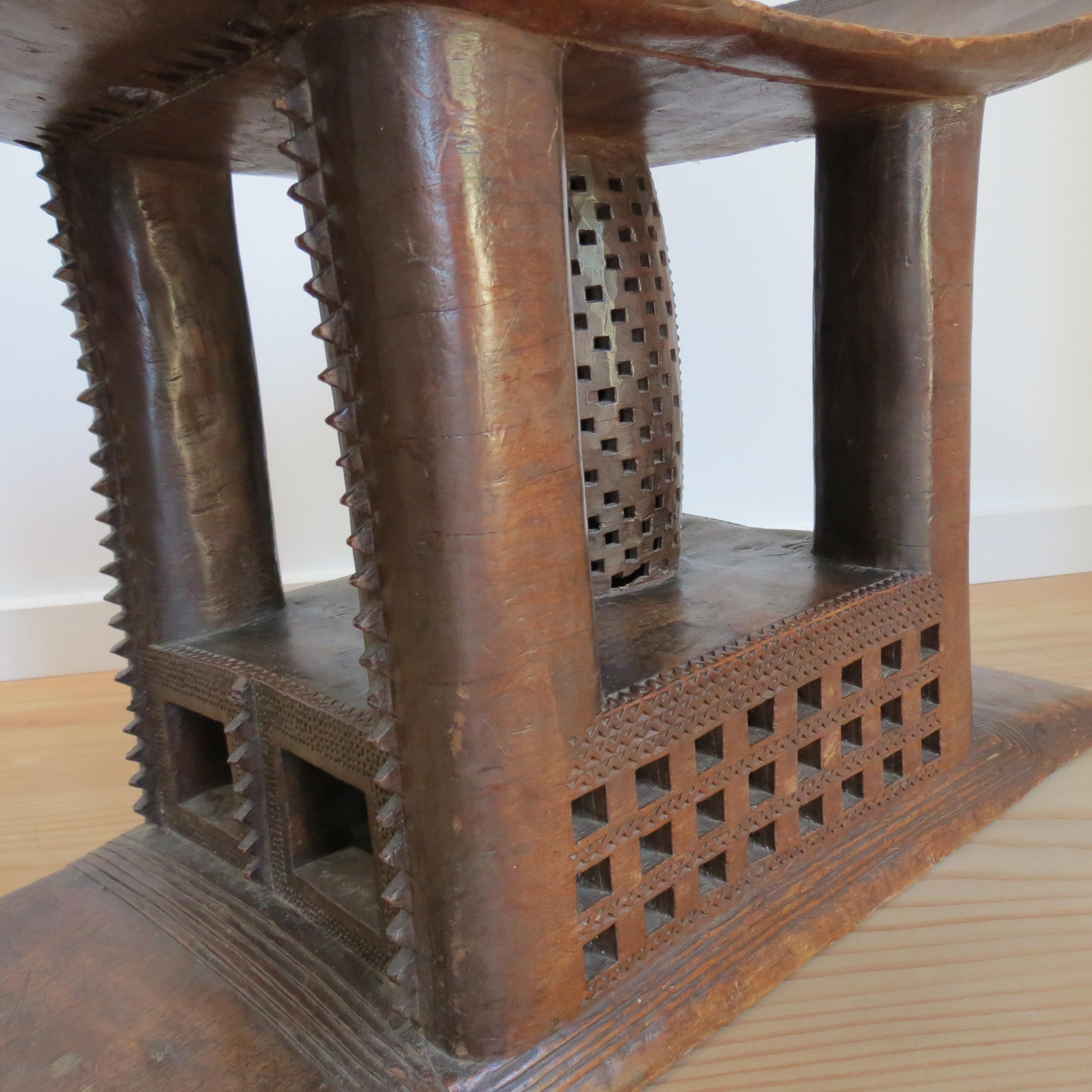 XIXe siècle Tabouret Ashanti décoratif du 19ème siècle en vente