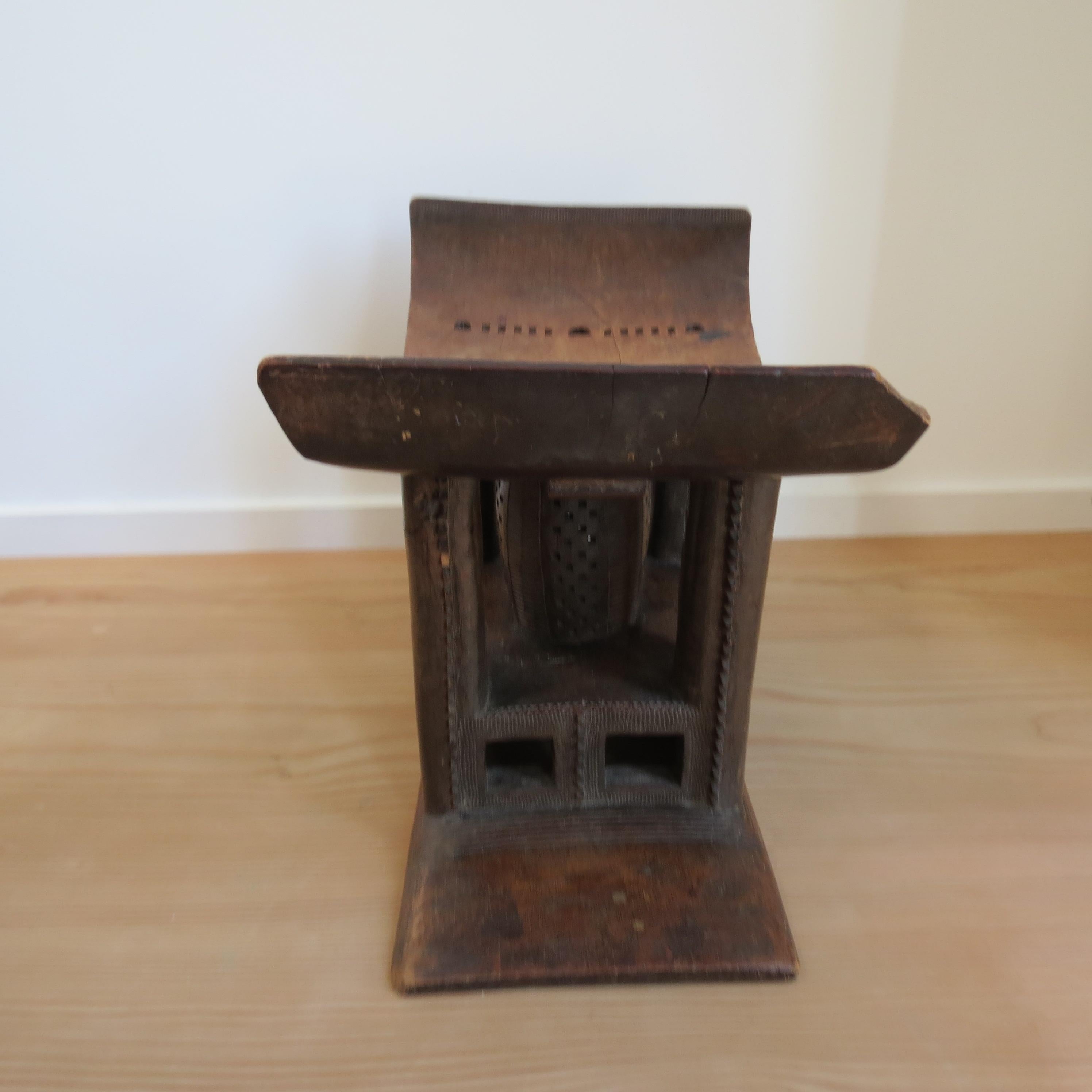 Tabouret Ashanti décoratif du 19ème siècle en vente 1