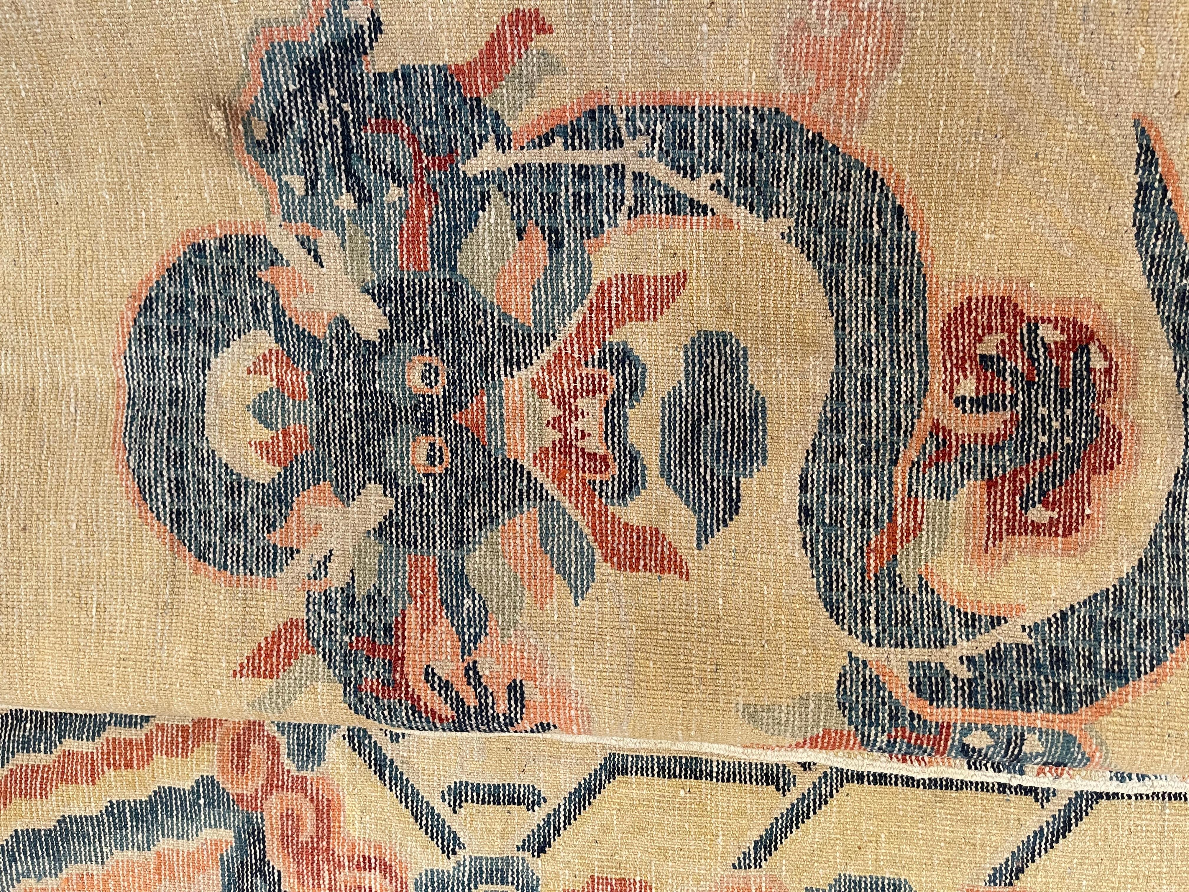 19. Jahrhundert Antiker Drache Art Deco Chinesischer Teppich im Zustand „Gut“ im Angebot in Los Angeles, US