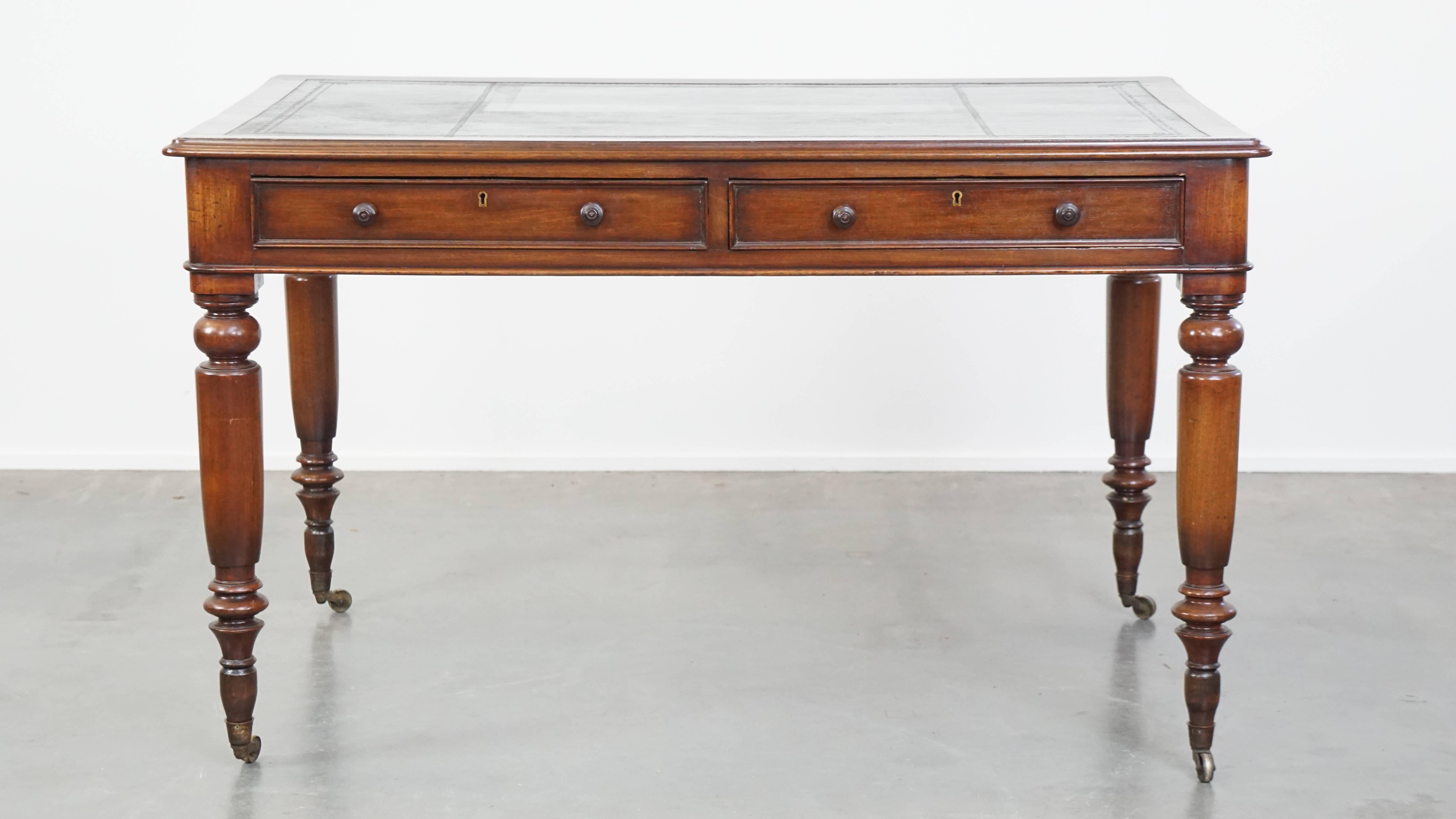 What a beautiful, luxurious, and timeless antique writing desk this is! It is in good and proper condition, especially considering its age. We have adjusted it to a modern height, ensuring it remains fully functional for its intended purpose—working