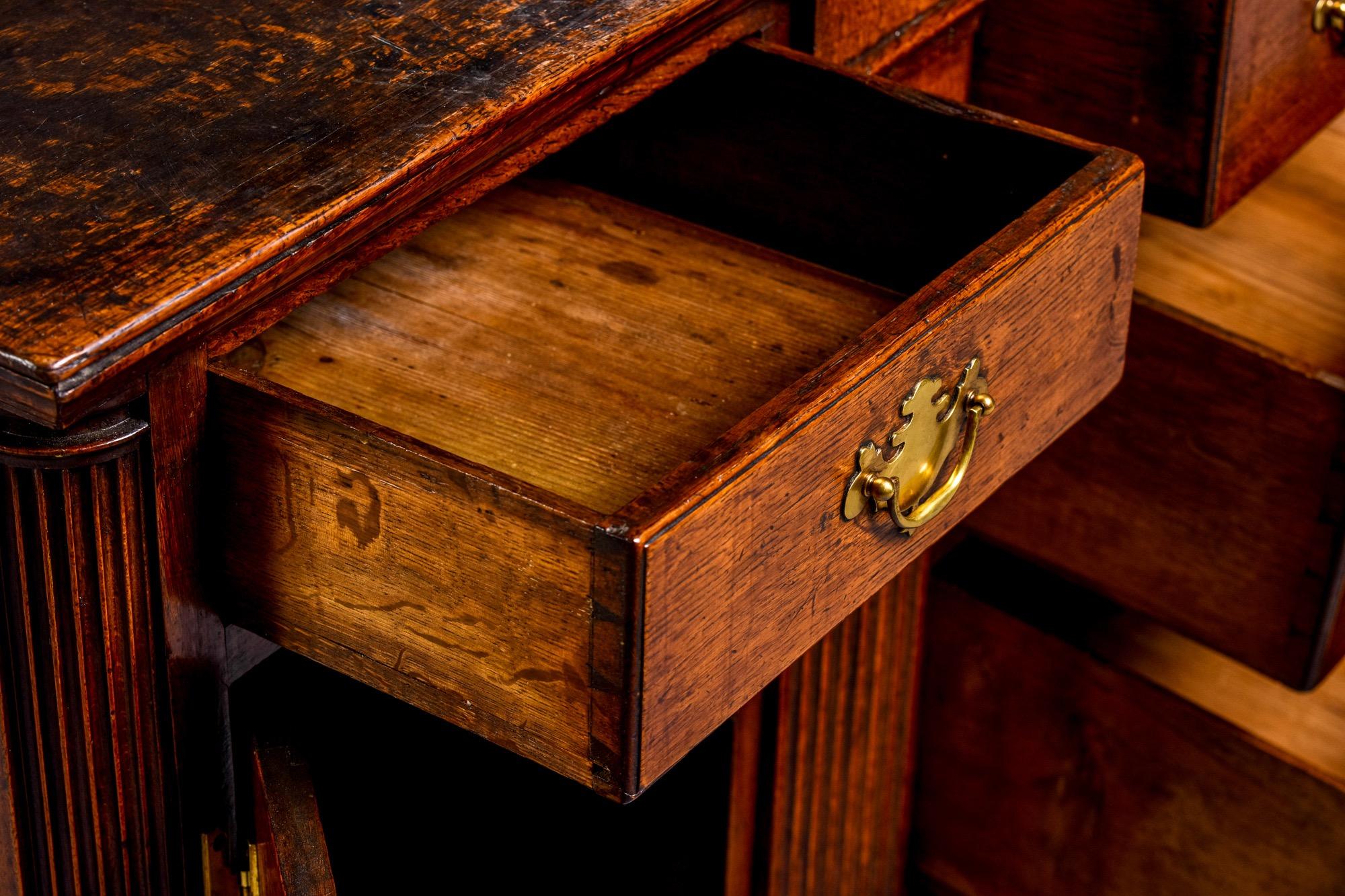 19th Century Antique English Yorkshire Manor All Original Oak Chest 10