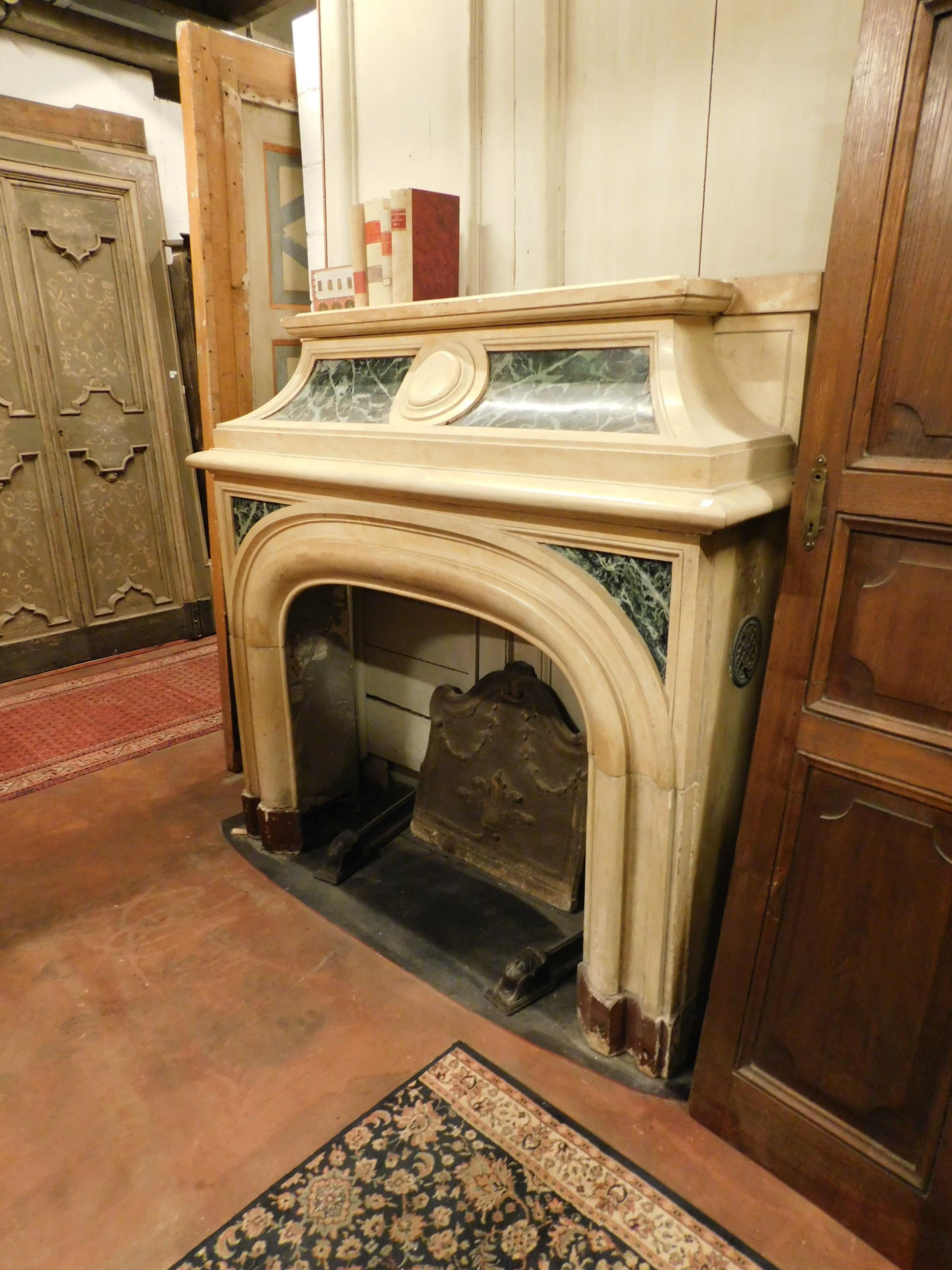  19th century Antique fireplace in yellow marble, green lacquered, Italy In Good Condition For Sale In Cuneo, Italy (CN)