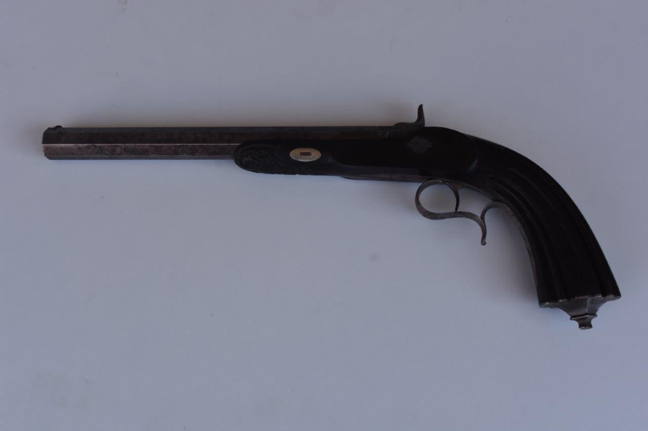Antiker Flintlock- Pistolenschrank aus dem 19. Jahrhundert für Duelists im Angebot 1