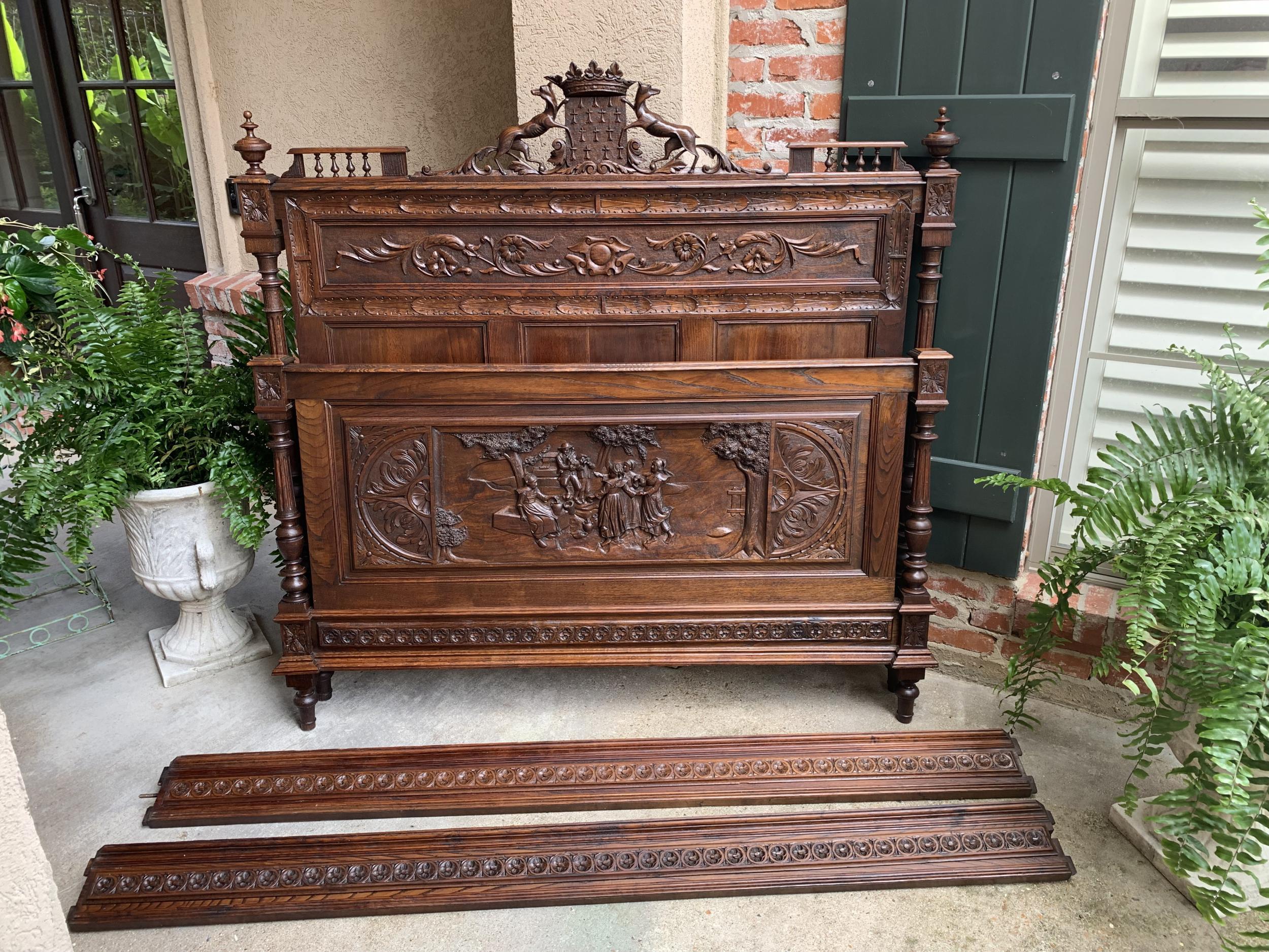 19th century antique French Breton carved oak bed duke of Brittany coat of arms

~Direct from France~
~Unique 19th century French bed, direct from the Brittany region, highly carved with details particular to the Breton style~
~Headboard