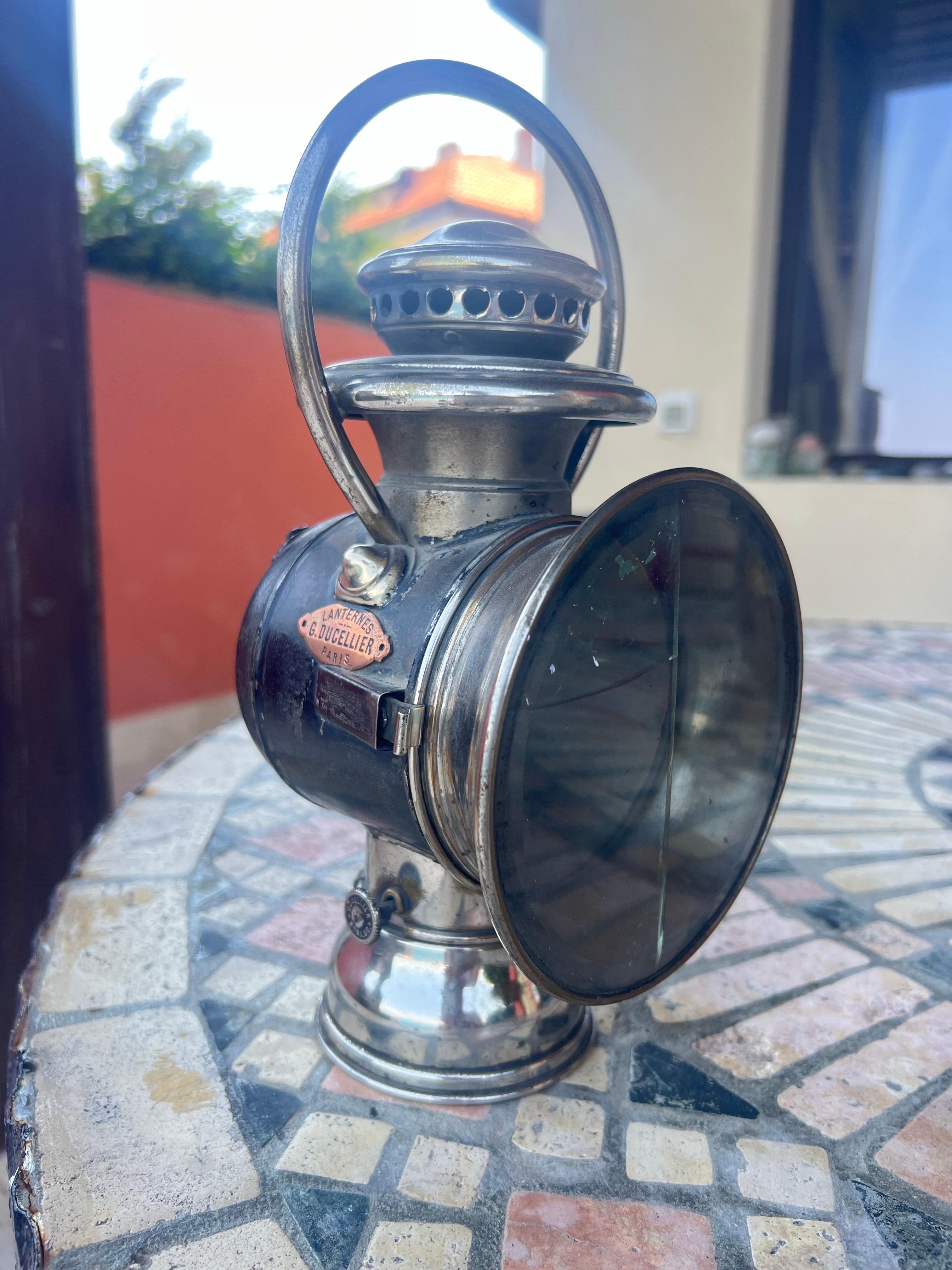 Antiguo farol de carruaje francés del siglo XIX, propiedad del presidente Émile Loubet Francés en venta