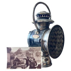 Antiguo farol de carruaje francés del siglo XIX, propiedad del presidente Émile Loubet