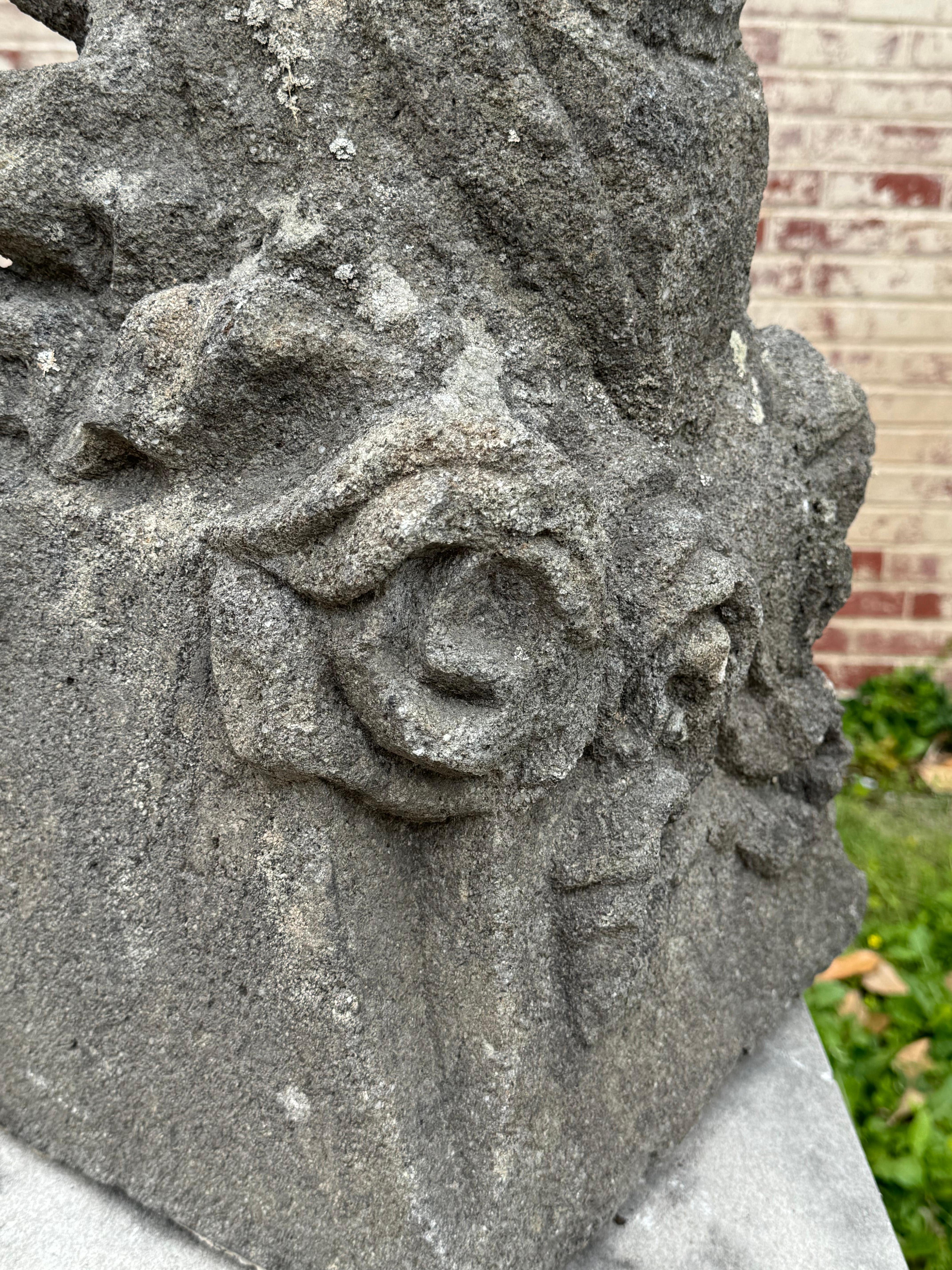 Siglo XIX Antique French Busto femenino tallado en piedra arenisca Escultura de jardín Estatua en venta 8
