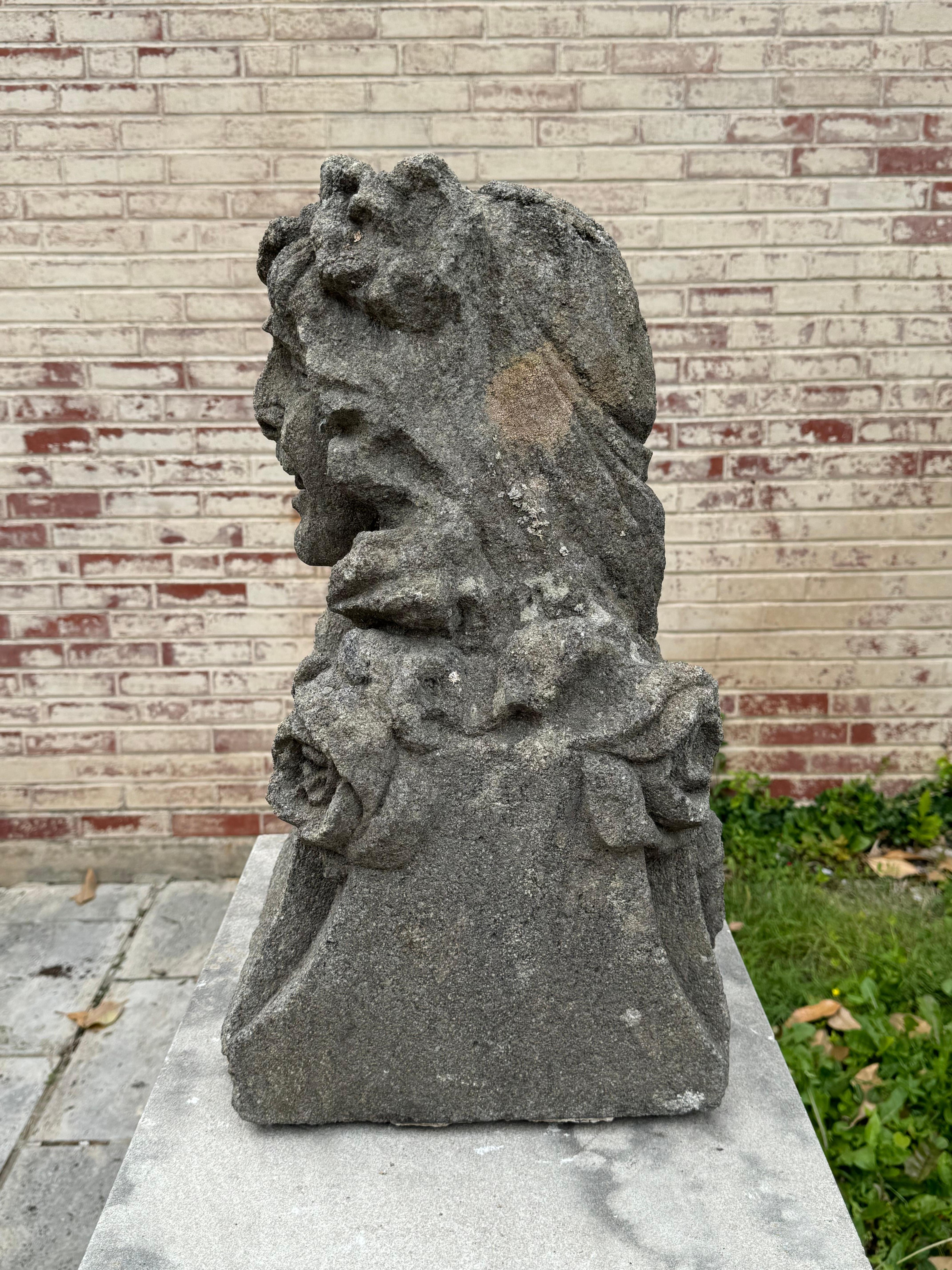 Siglo XIX Antique French Busto femenino tallado en piedra arenisca Escultura de jardín Estatua en venta 9