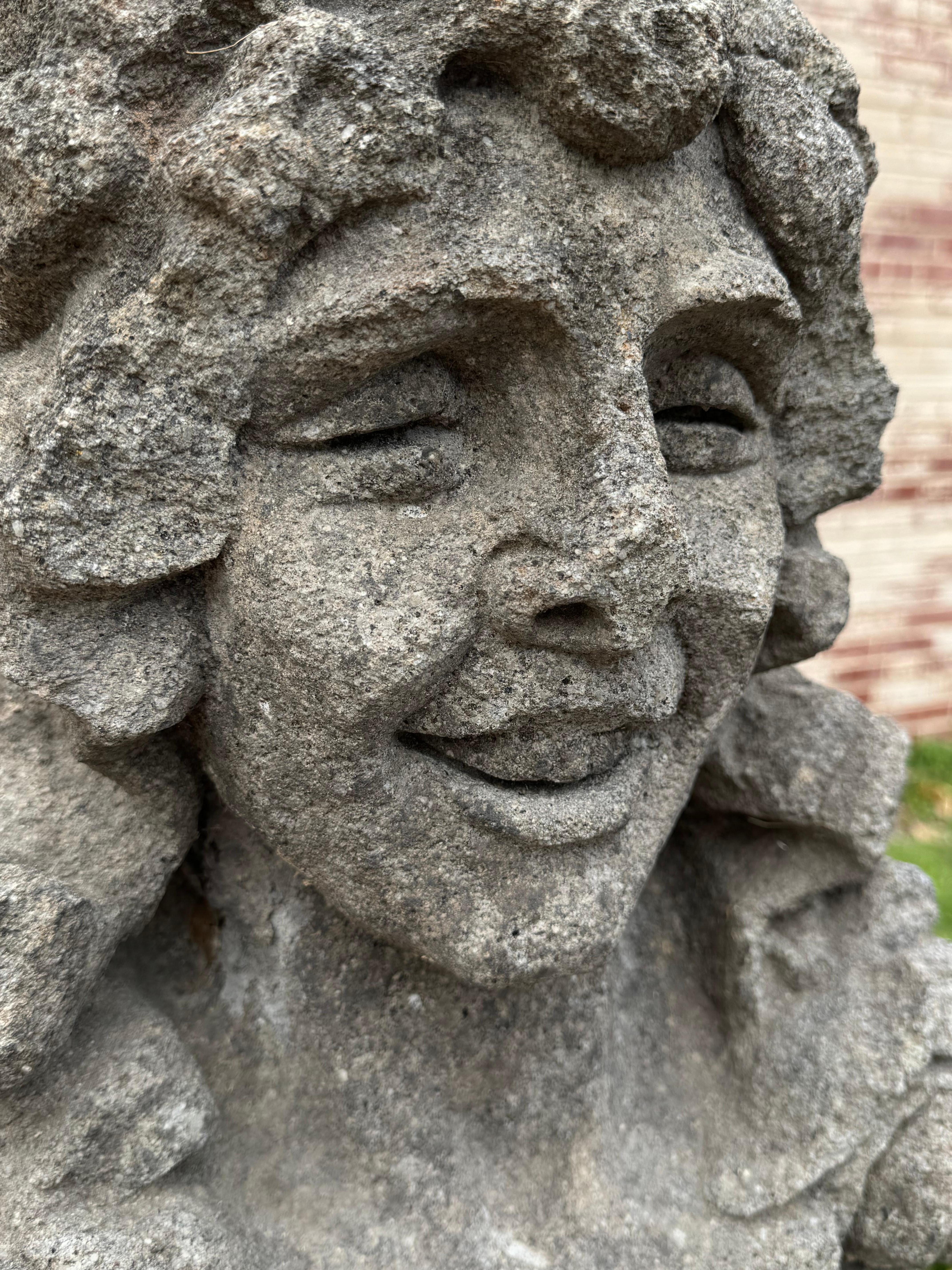 Siglo XIX Antique French Busto femenino tallado en piedra arenisca Escultura de jardín Estatua Napoleón III en venta