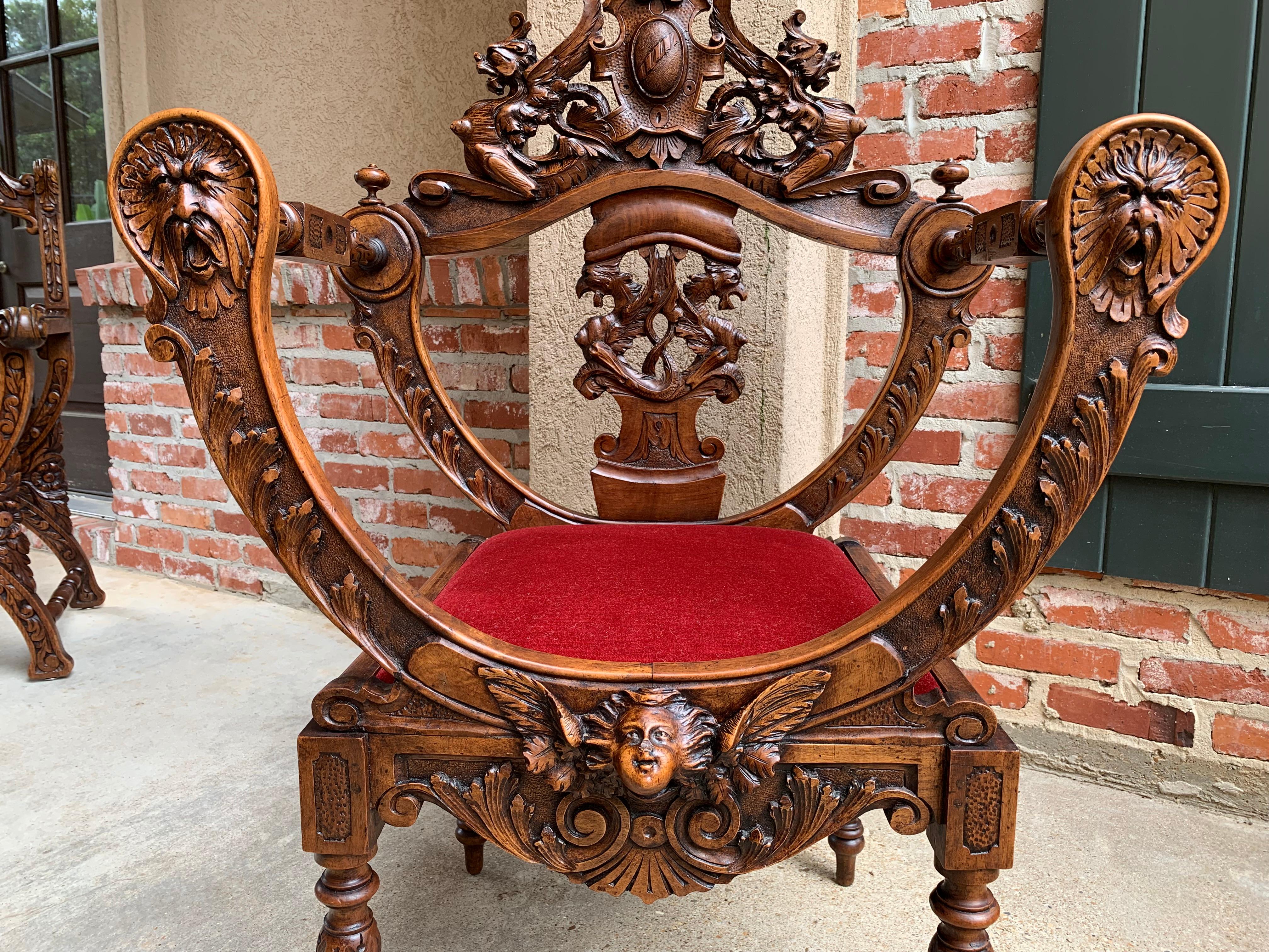 19th Century Antique French Carved Wood Dagobert Chair Curule Renaissance Throne In Good Condition In Shreveport, LA