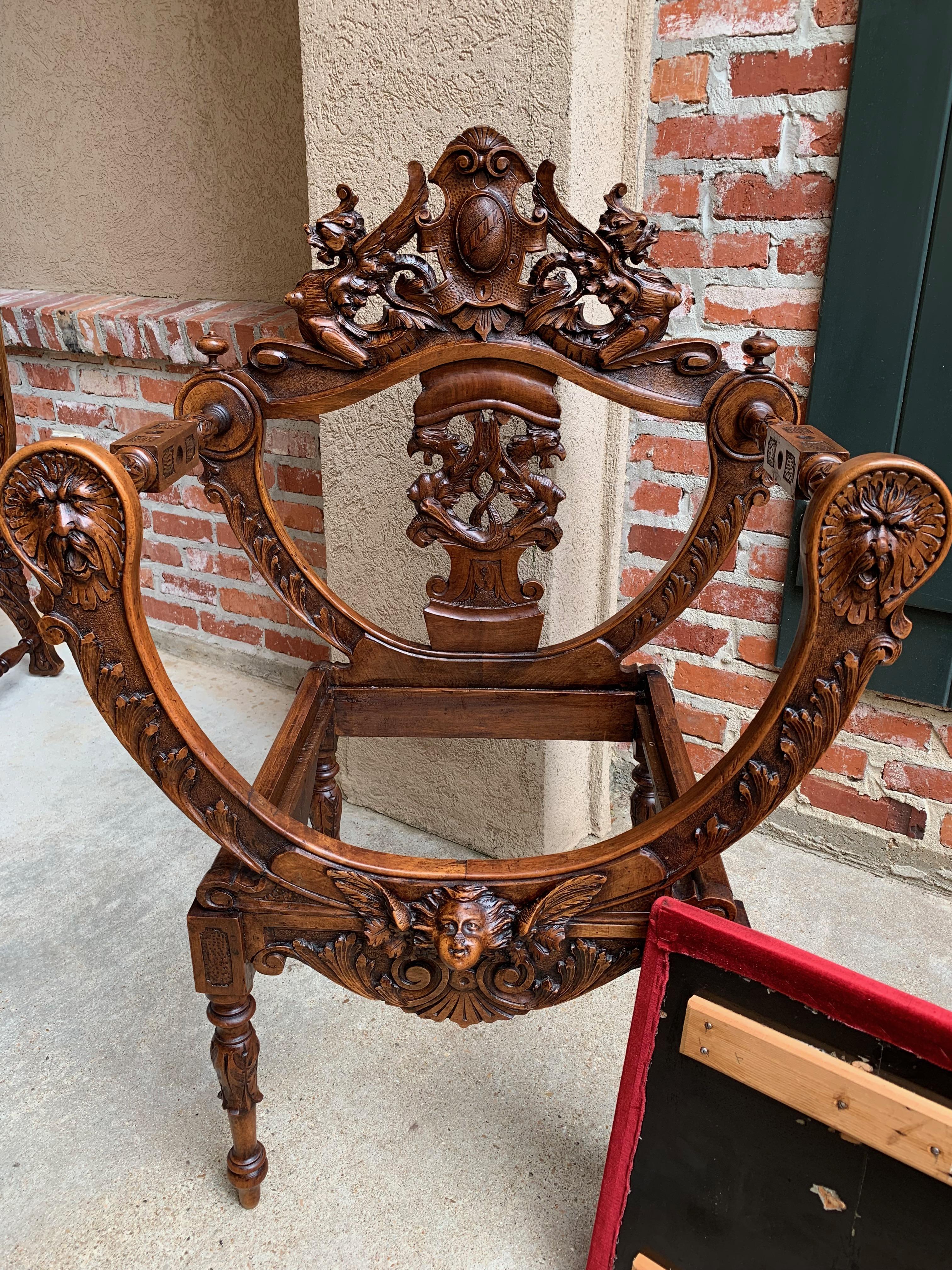 Mid-19th Century 19th Century Antique French Carved Wood Dagobert Chair Curule Renaissance Throne