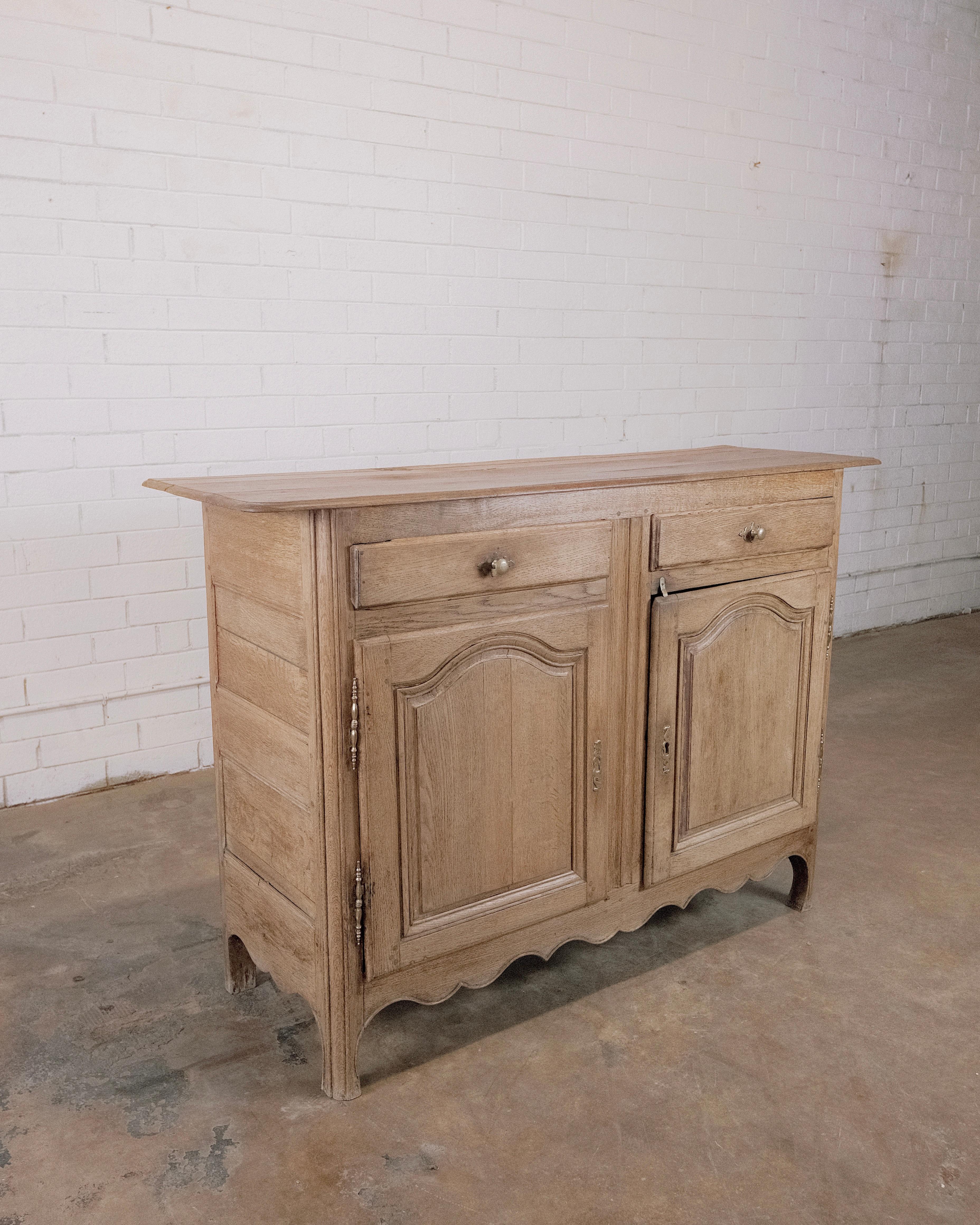 19th Century Antique French Oak Cabinet Buffet In Good Condition For Sale In High Point, NC