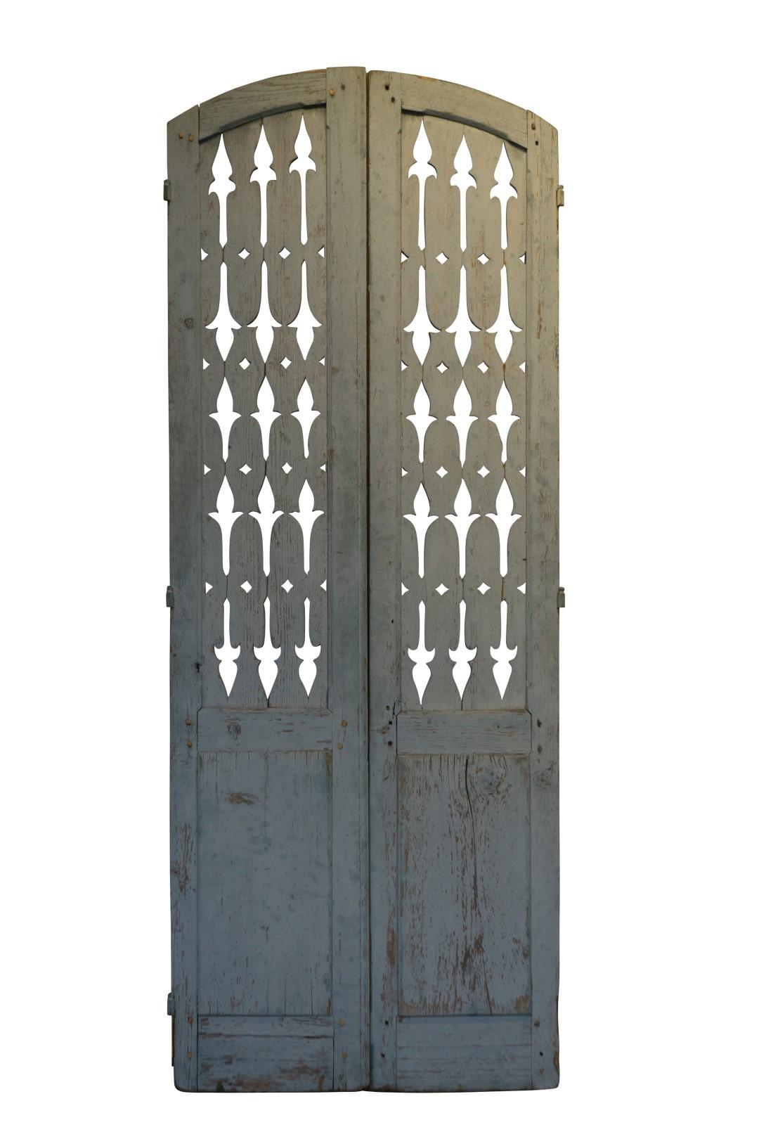 19th Century Antique French Shutter Doors In Distressed Condition For Sale In Culver City, CA