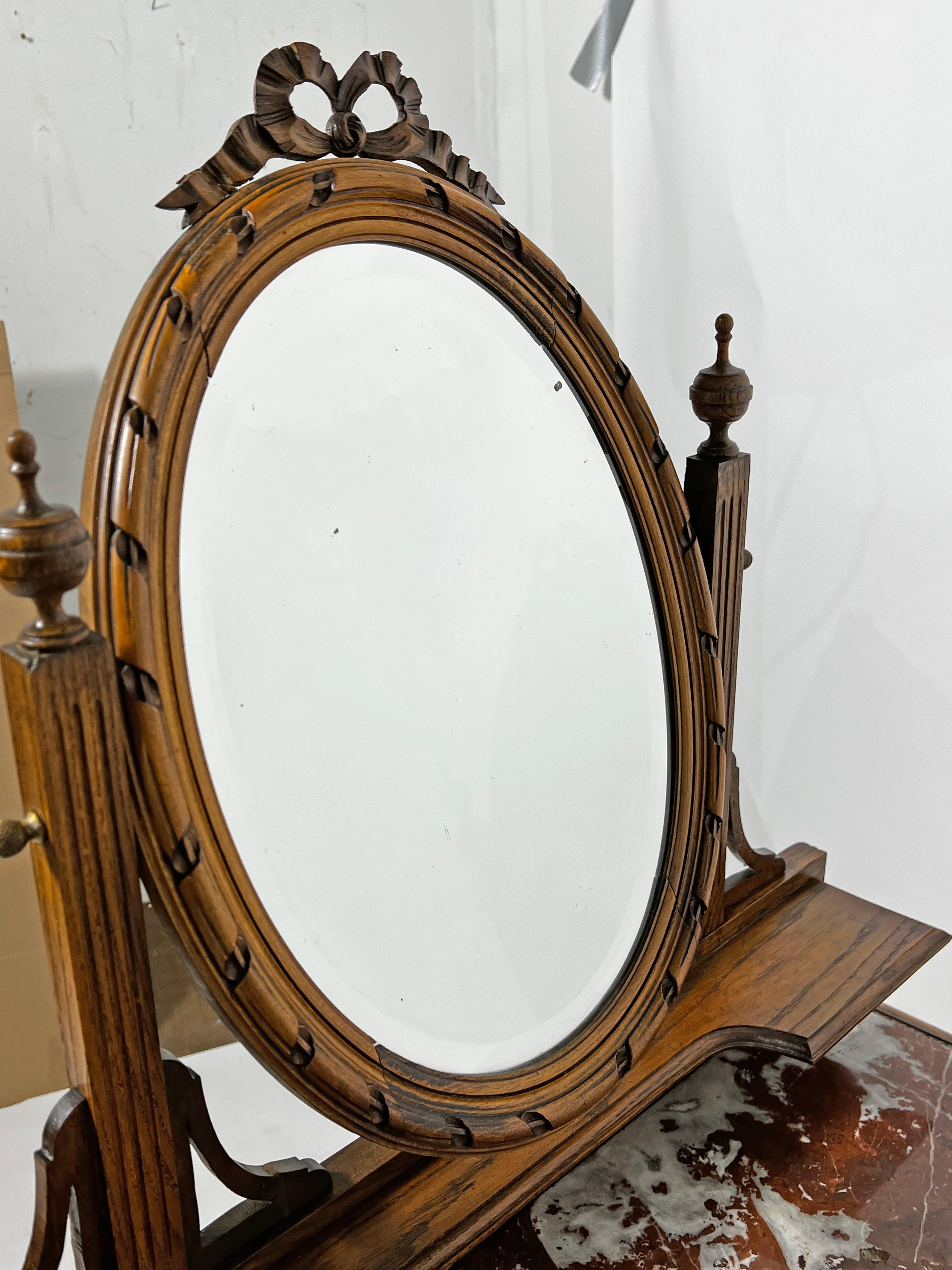 Table de toilette française ancienne du 19ème siècle avec plateau en marbre en vente 5