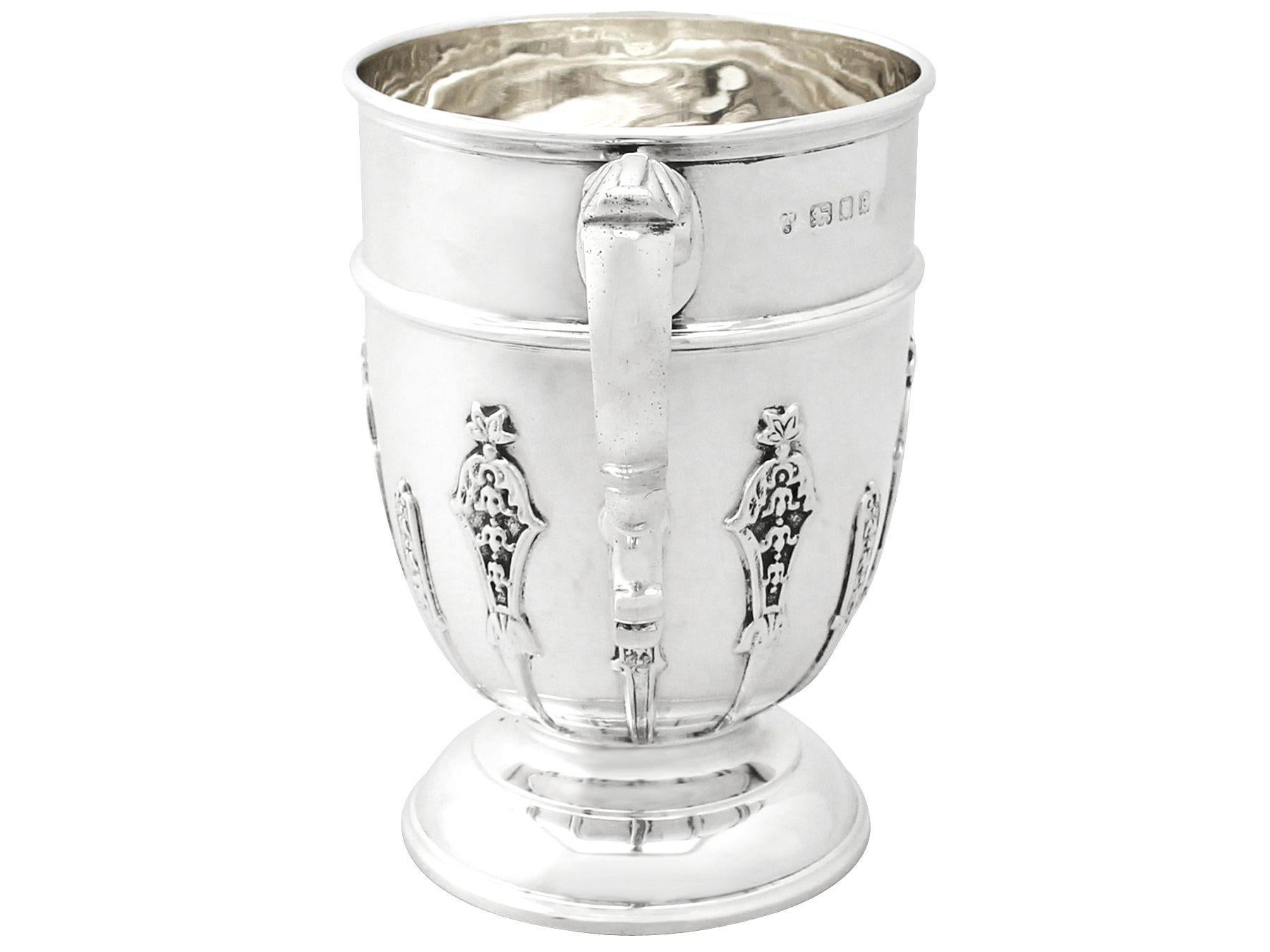 Anglais 19ème siècle Antique George V Sterling Silver Pint Mug 1920 en vente