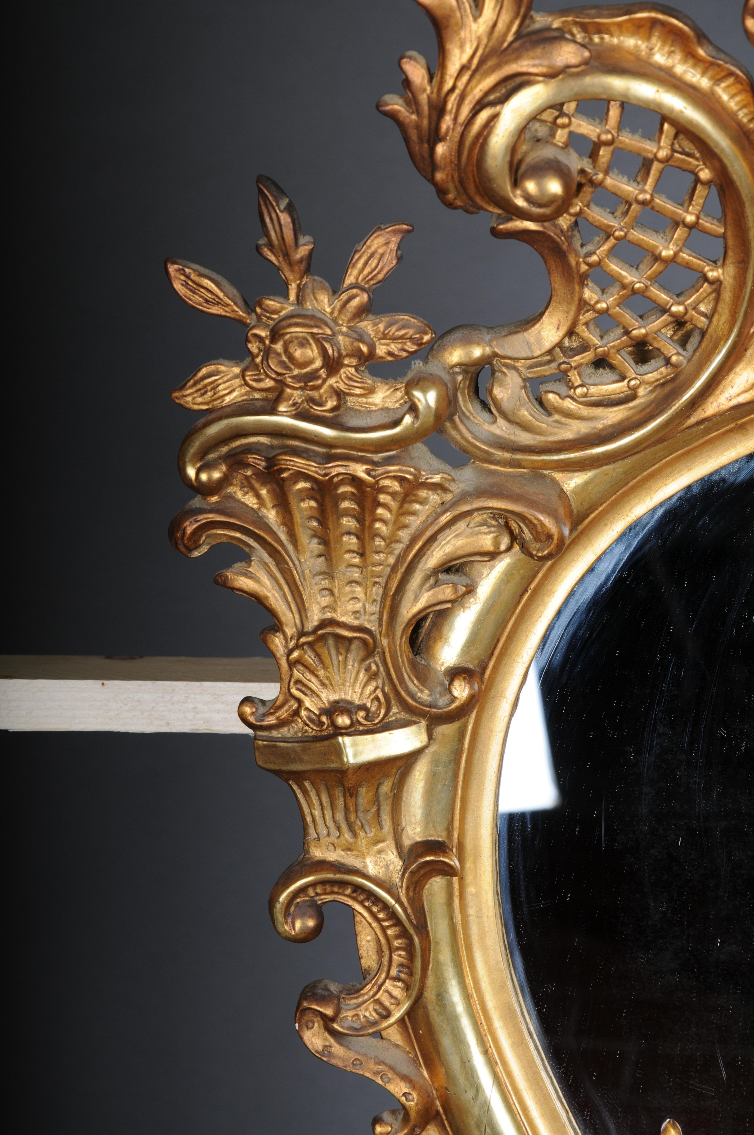 19ème siècle Antique miroir mural doré Rococo en vente 4