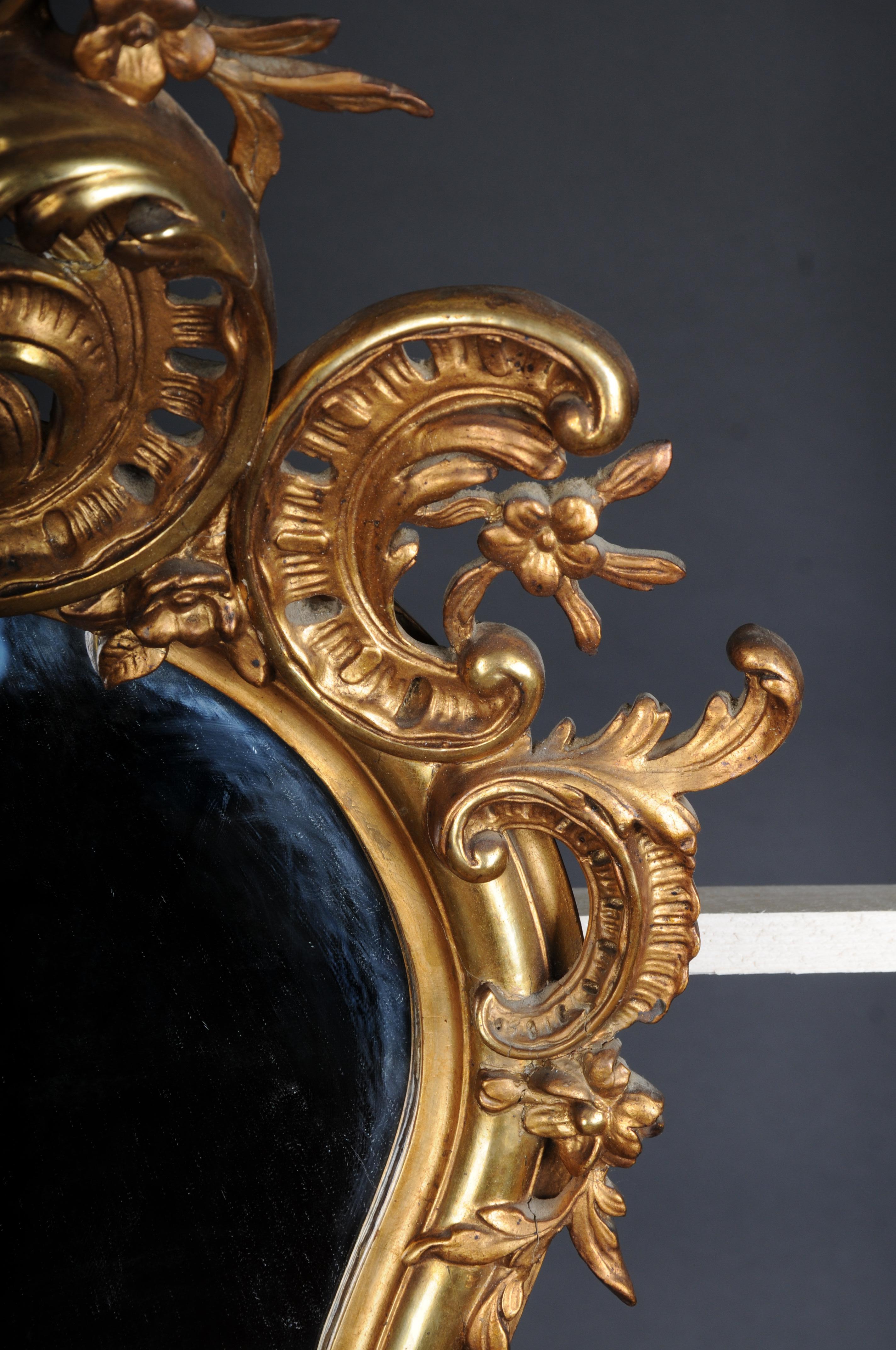 19ème siècle Antique miroir mural doré Rococo en vente 5