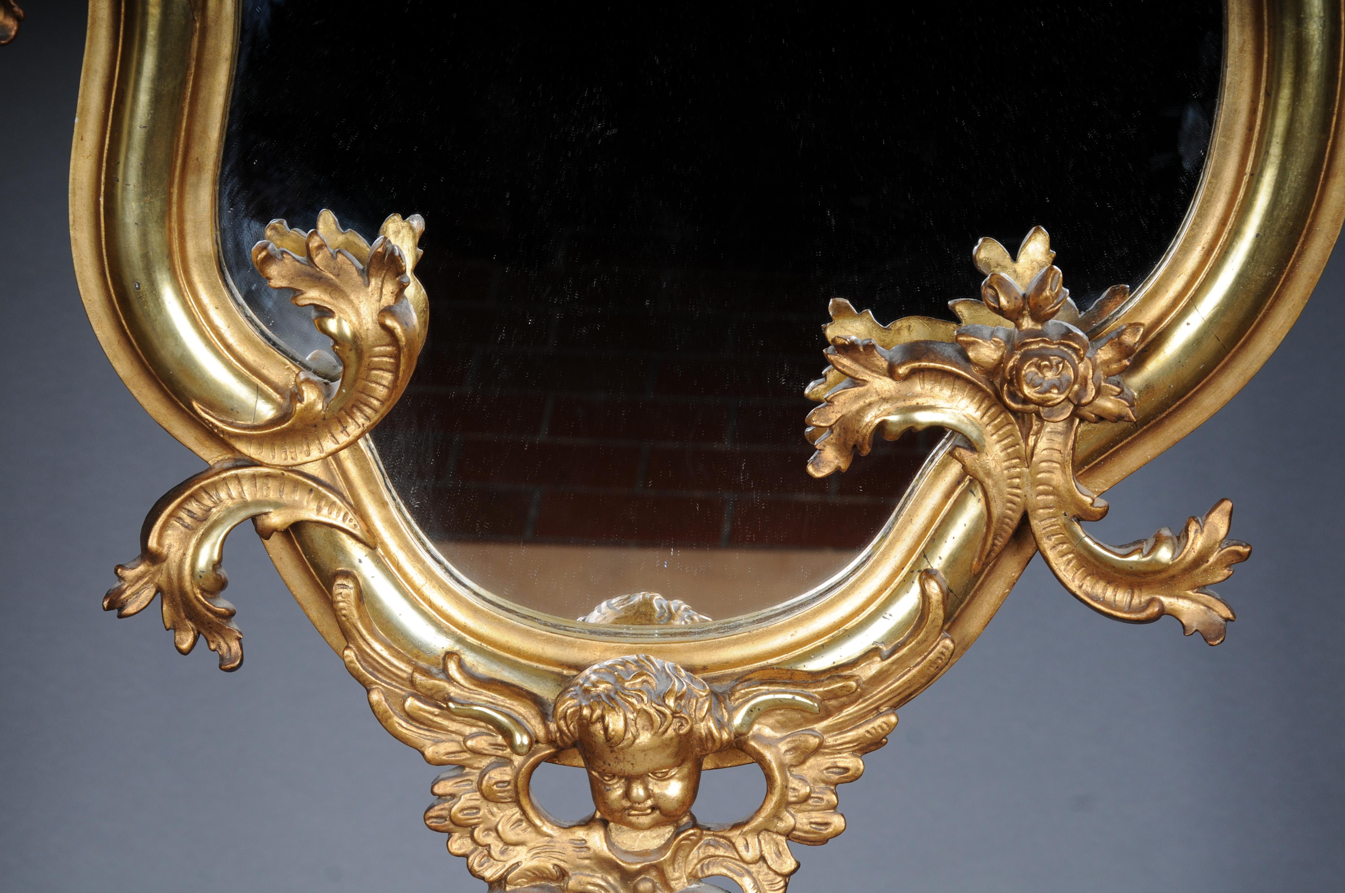 19ème siècle Antique miroir mural doré Rococo Bon état - En vente à Berlin, DE