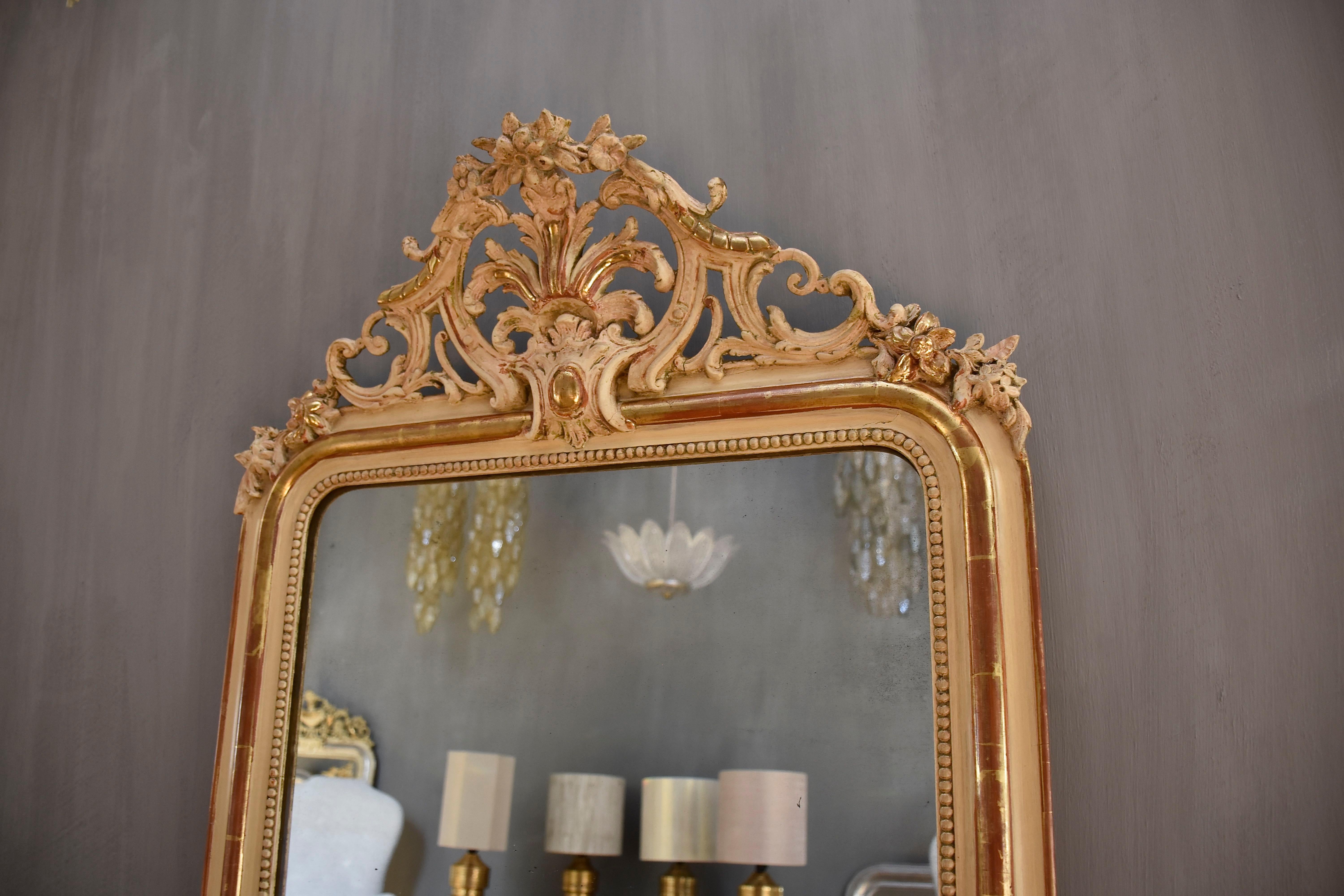 19th century antique giltwood and carved French mirror Louis-Philippe For Sale 5