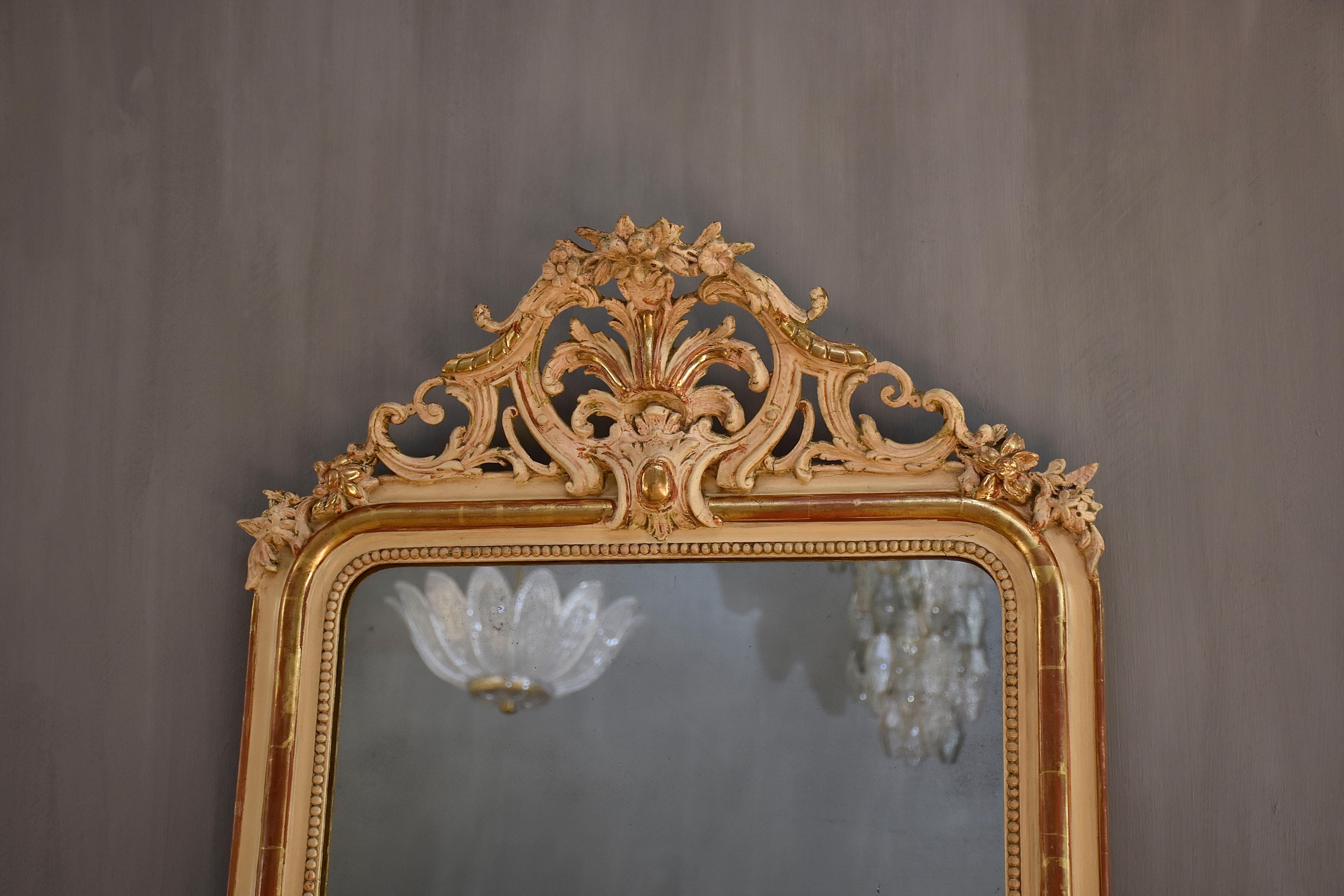 Louis Philippe 19th century antique giltwood and carved French mirror Louis-Philippe For Sale