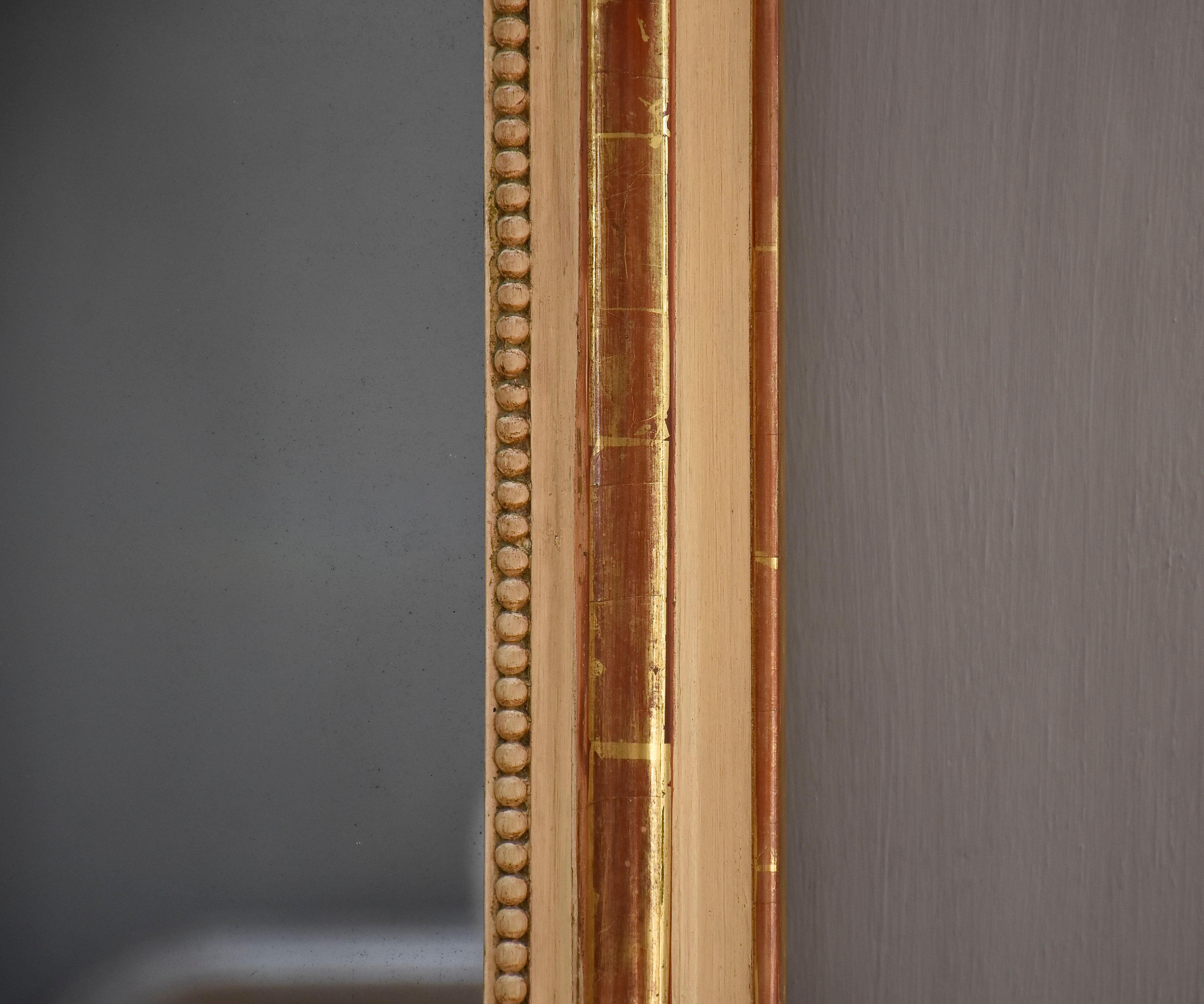 19th century antique giltwood and carved French mirror Louis-Philippe In Good Condition For Sale In SON EN BREUGEL, NL
