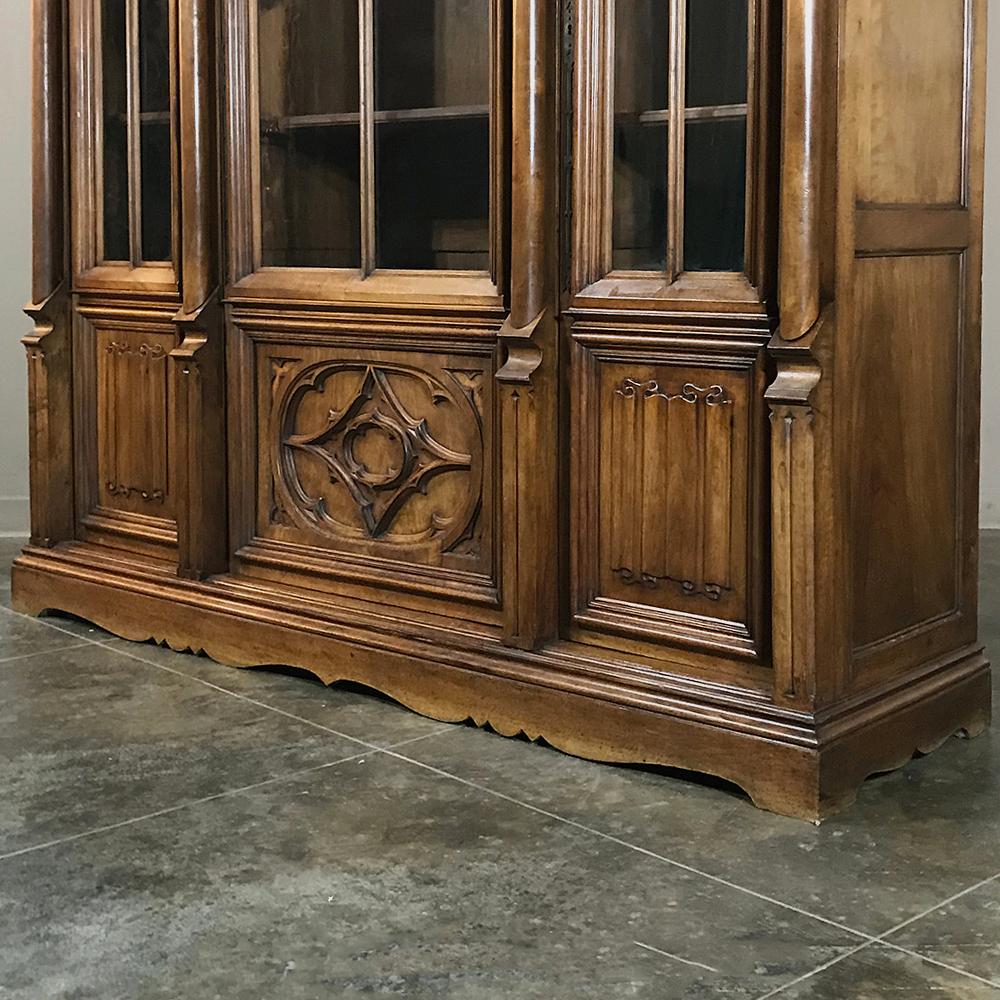 19th Century Antique Gothic French Walnut Triple Bookcase In Good Condition In Dallas, TX