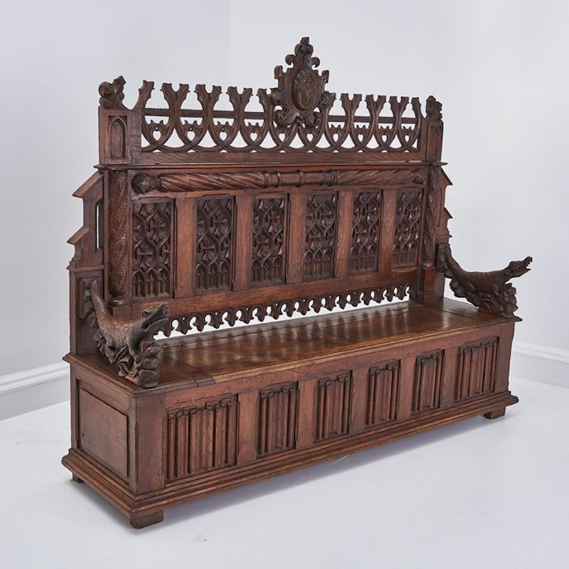 Banc d'église néo-gothique ancien du 19ème siècle en vente 3