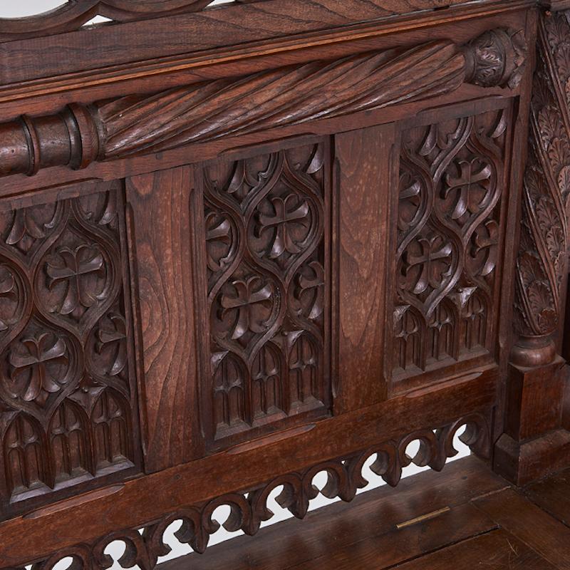 Banc d'église néo-gothique ancien du 19ème siècle en vente 1