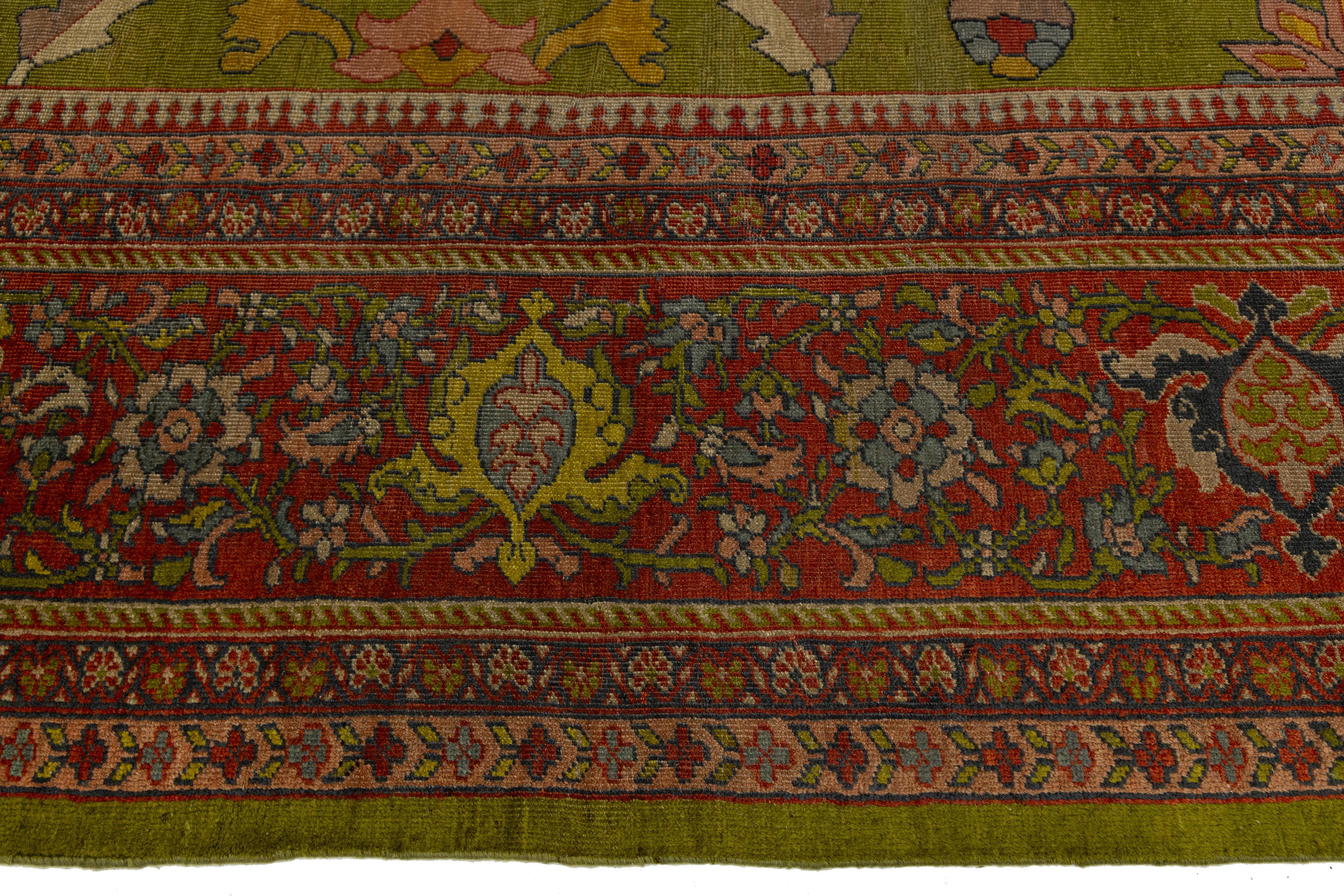 Tapis persan Mahal ancien du 19ème siècle en laine à fleurs vertes fait à la main en vente 4