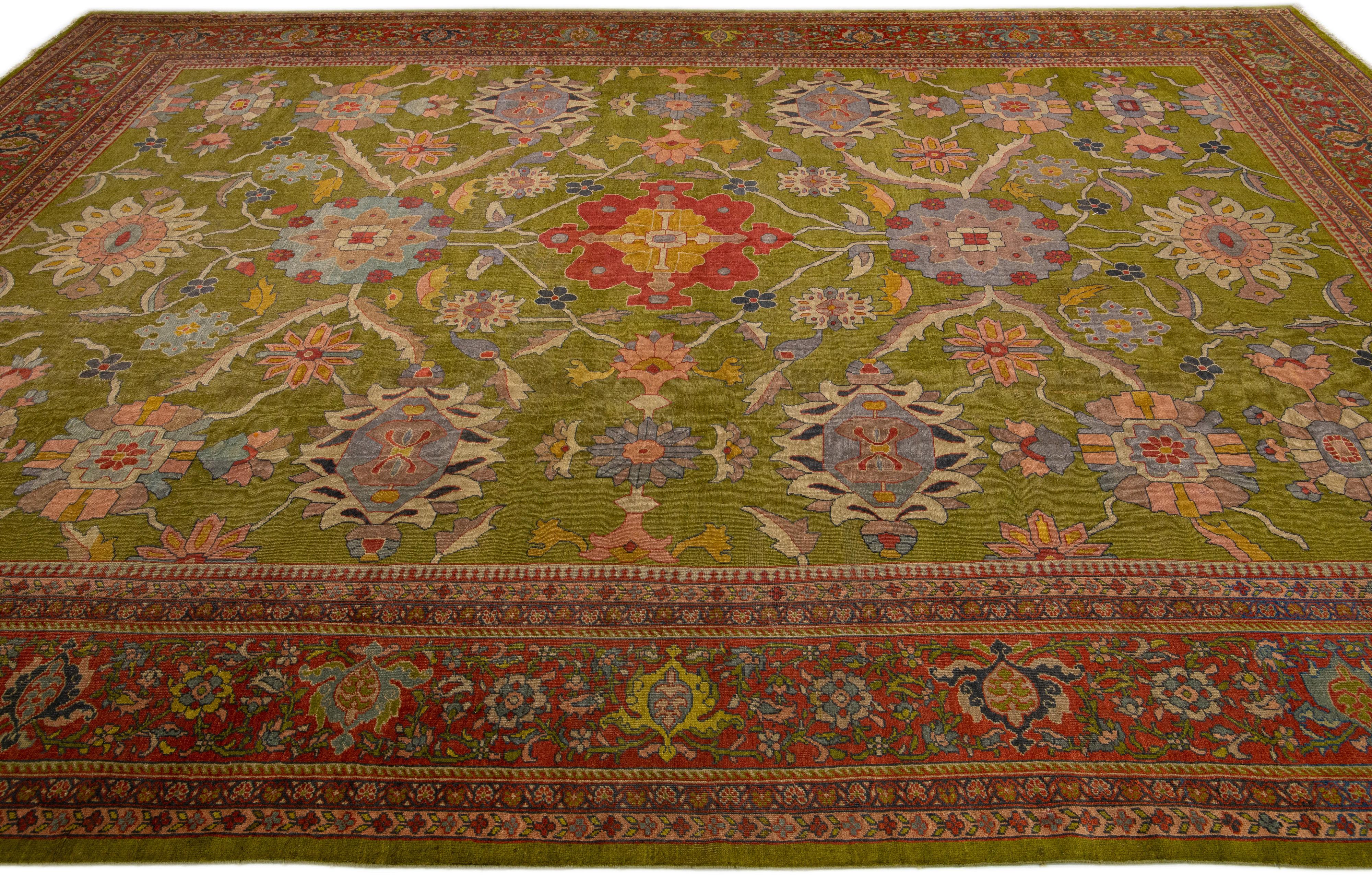 Antiker grüner persischer Mahal-Wollteppich mit Blumenmuster aus dem 19. Jahrhundert (Handgeknüpft) im Angebot